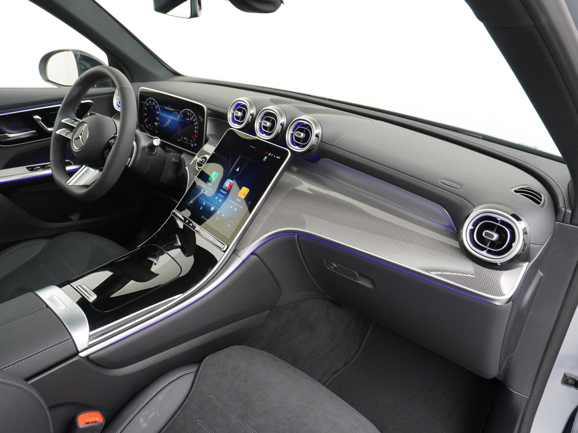 Mercedes-Benz GLC 300e 4MATIC Sport Edition 50