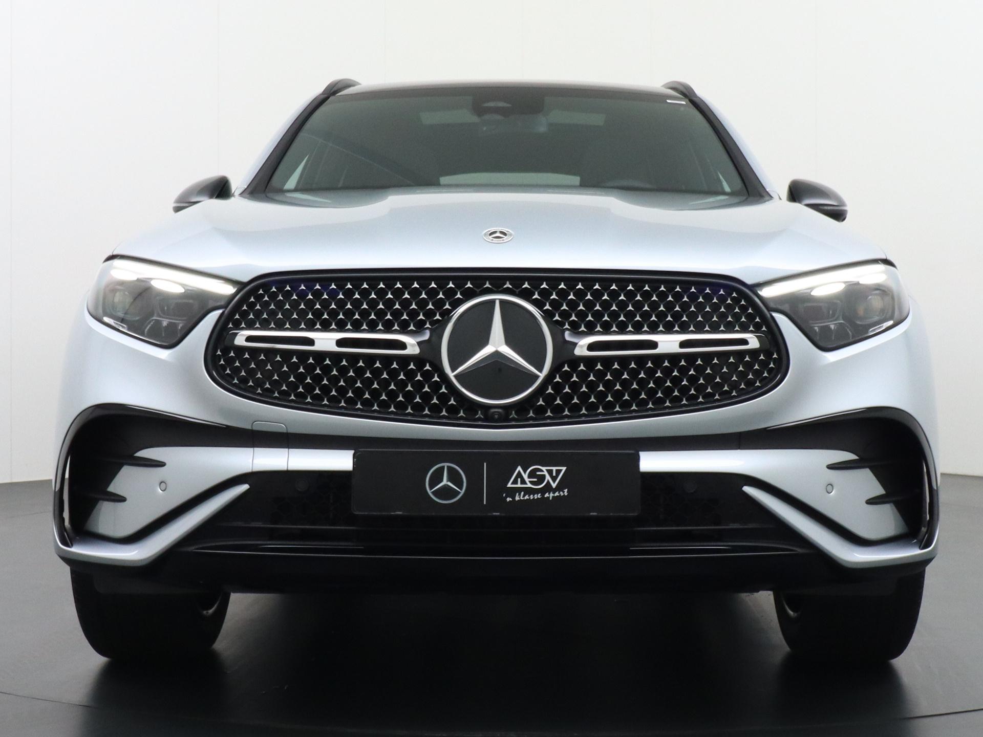 Mercedes-Benz GLC 300e 4MATIC Sport Edition 7