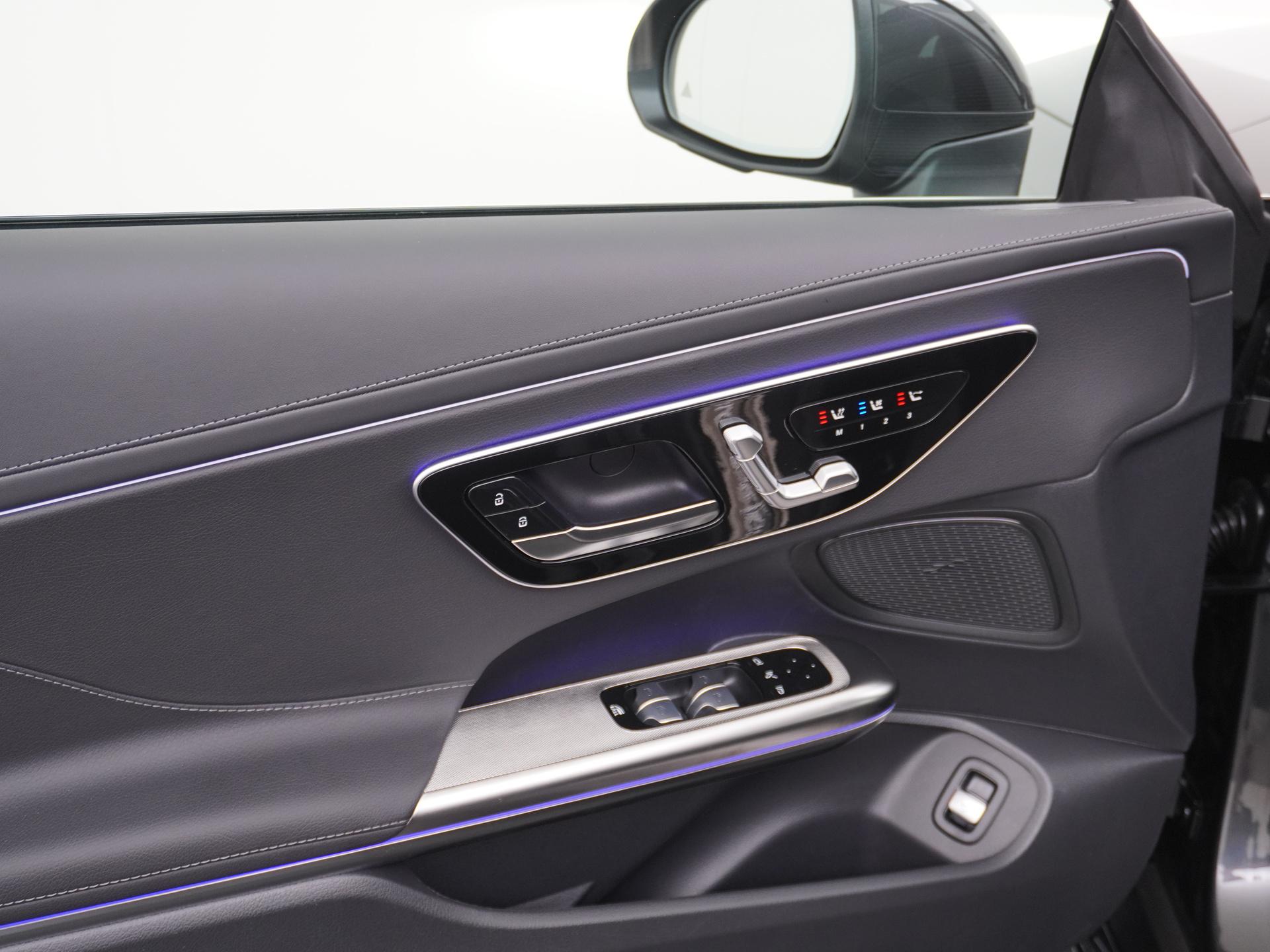 Mercedes-Benz CLE Cabriolet 180 AMG Line 17