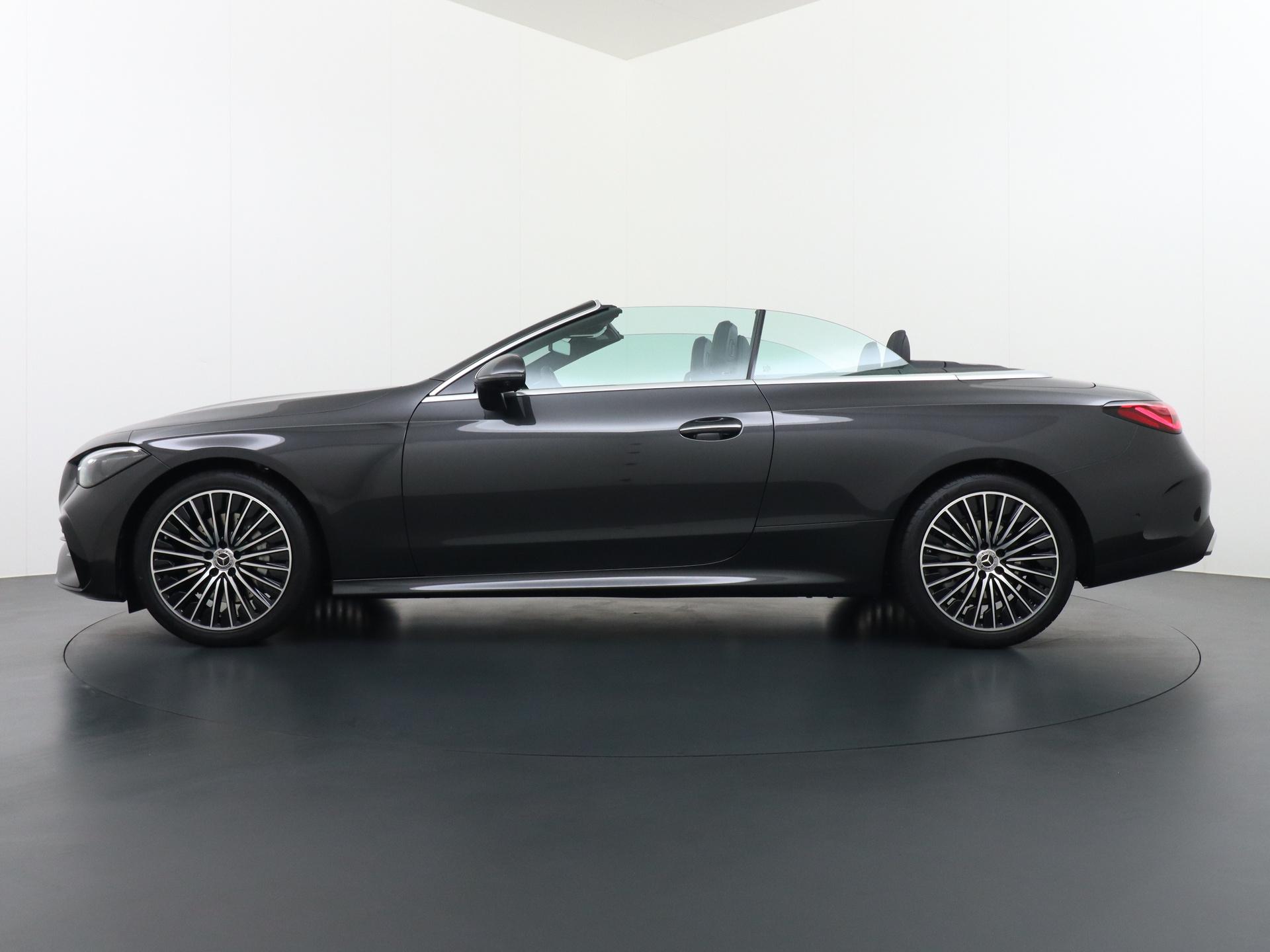 Mercedes-Benz CLE Cabriolet 180 AMG Line 2