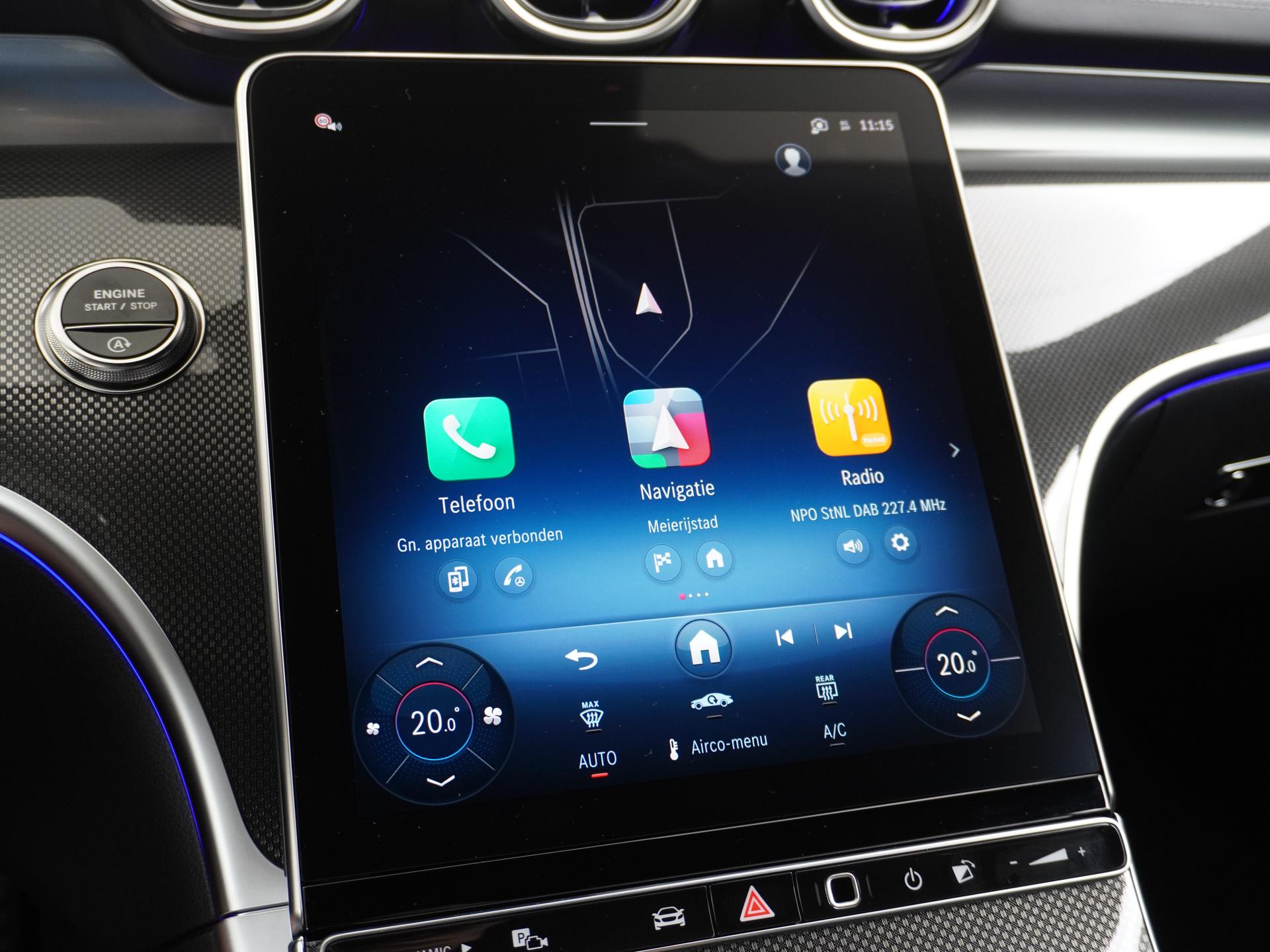 Mercedes-Benz CLE Cabriolet 180 AMG Line 32