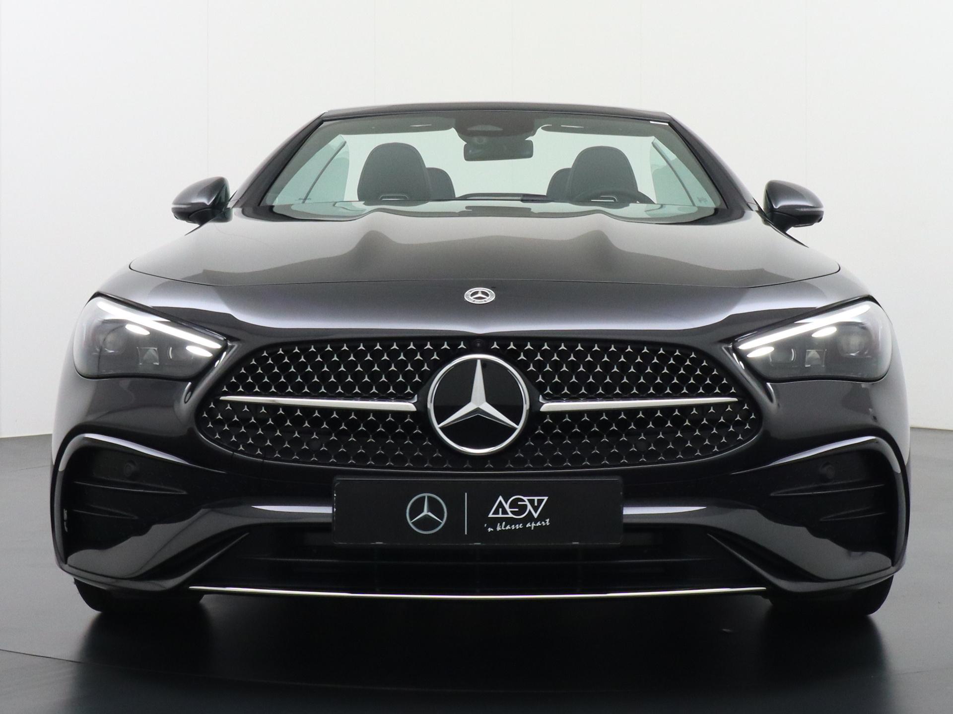 Mercedes-Benz CLE Cabriolet 180 AMG Line 8