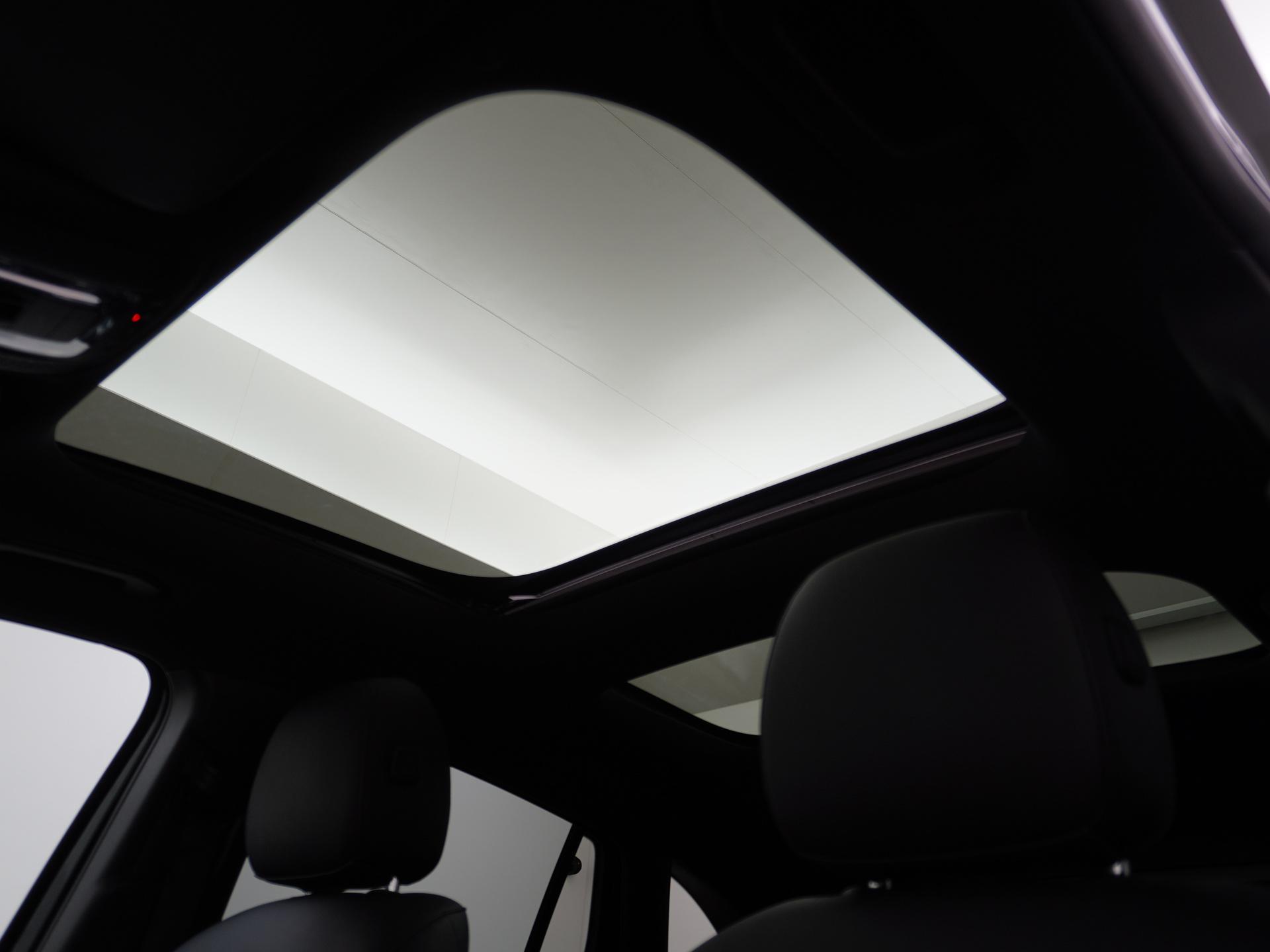 Mercedes-Benz GLA 200 Luxury Business Solution 3