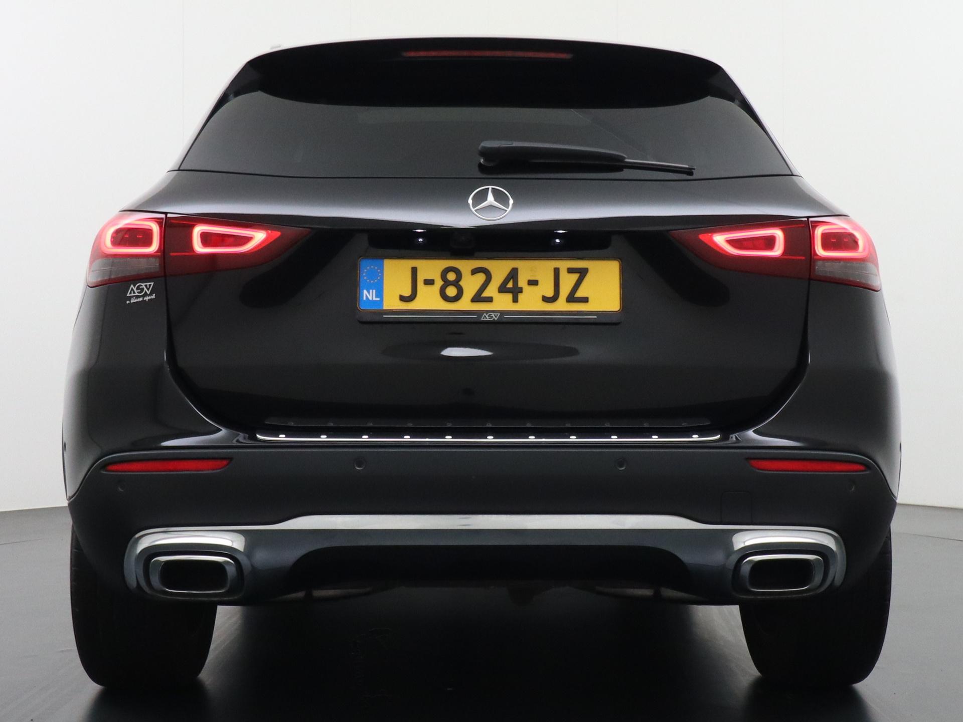 Mercedes-Benz GLA 200 Luxury Business Solution 6