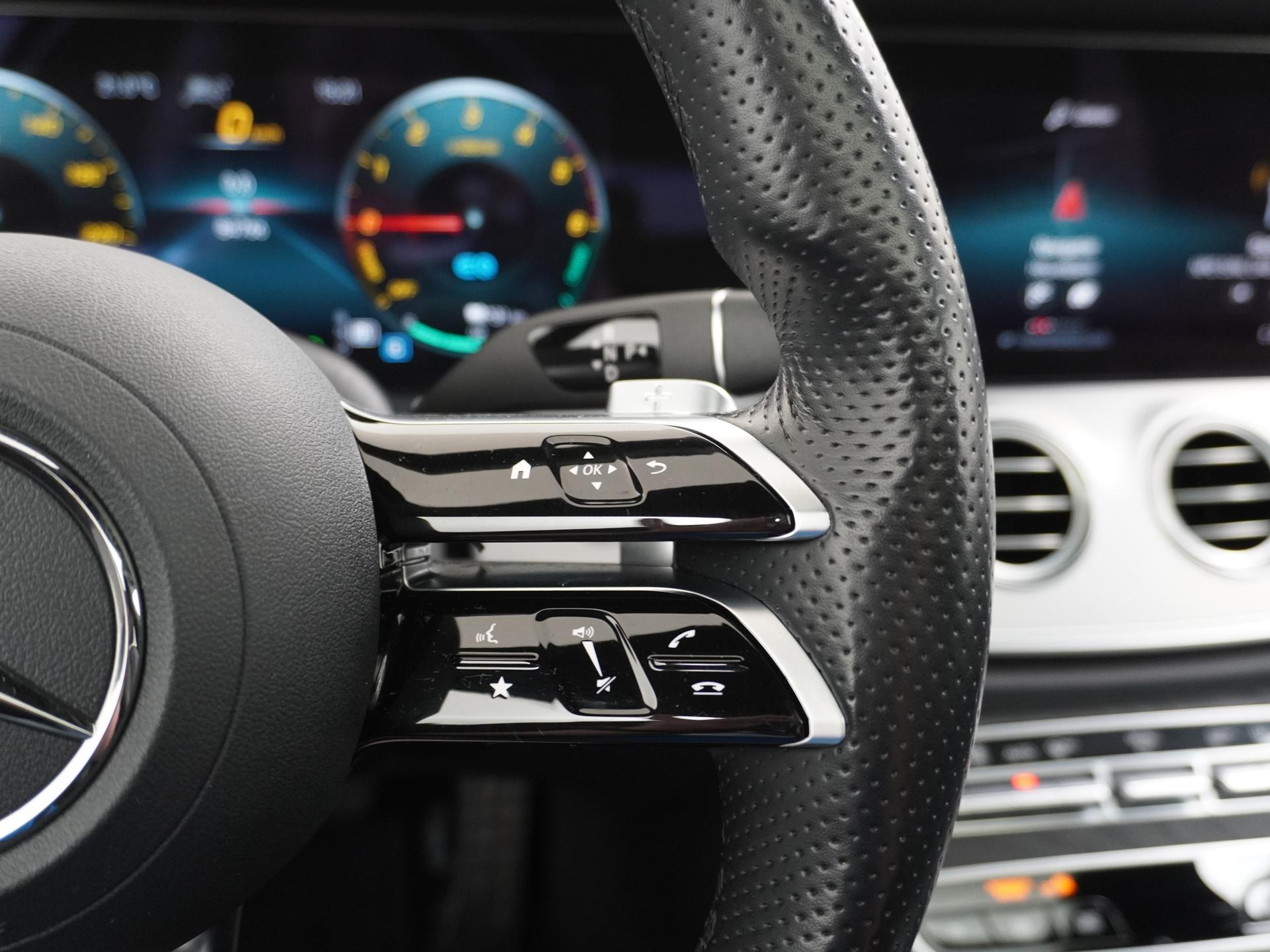 Mercedes-Benz E-Klasse Estate 300 de AMG-Line 36