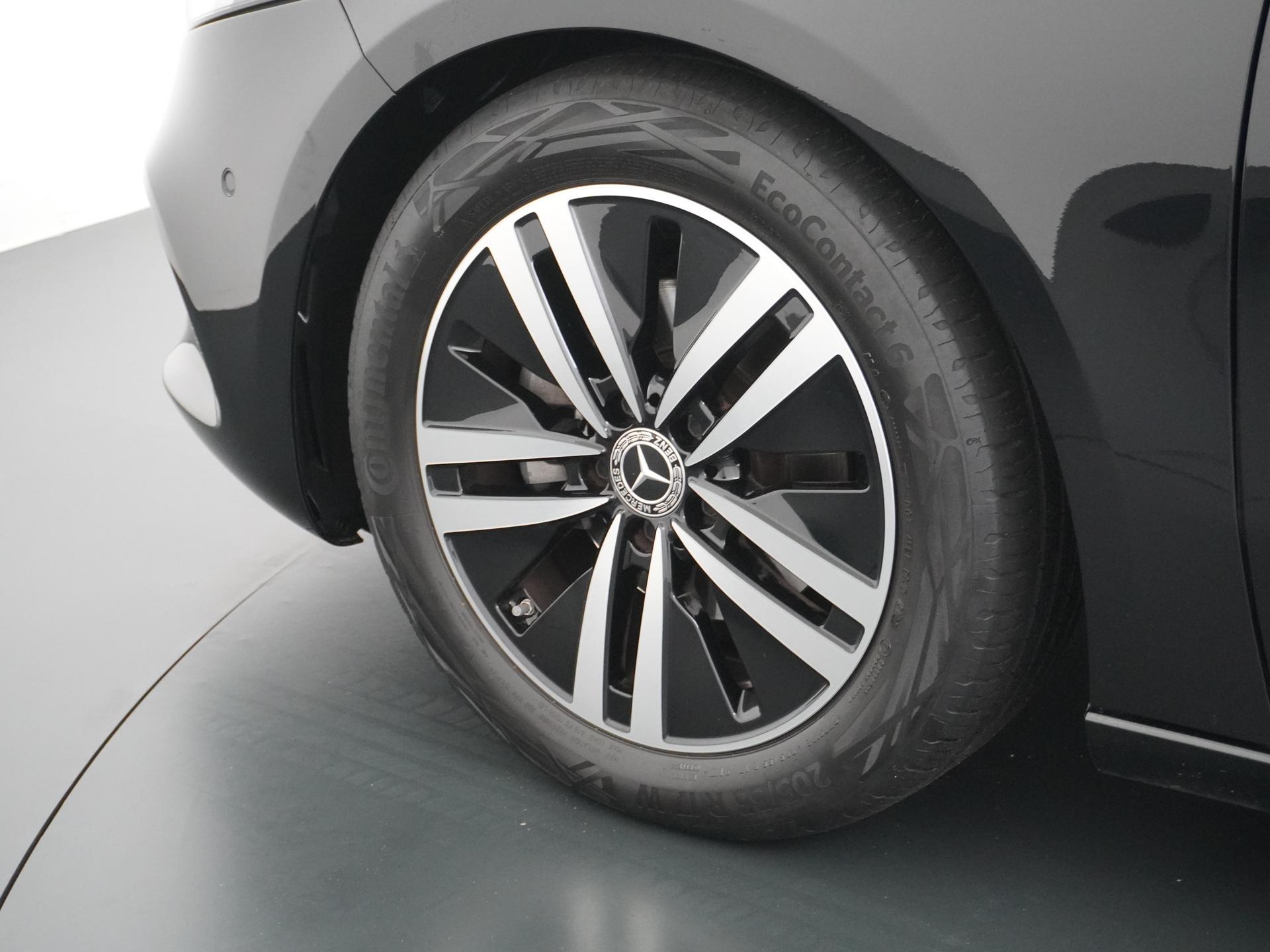 Mercedes-Benz A-Klasse 180 Limousine Luxury Line 14