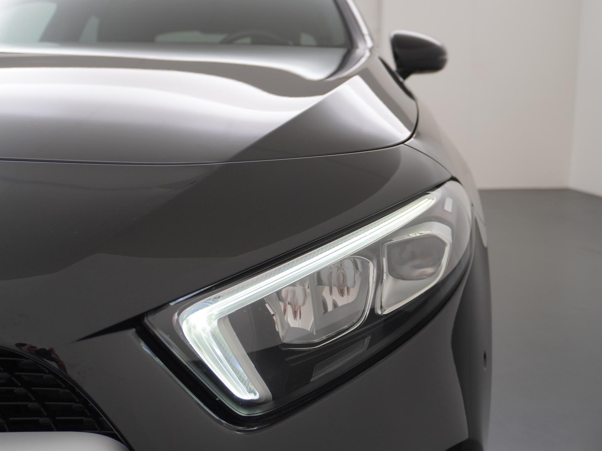 Mercedes-Benz A-Klasse 180 Limousine Luxury Line 15