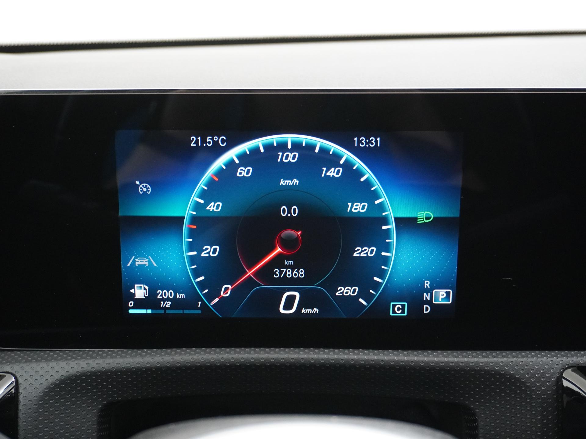 Mercedes-Benz A-Klasse 180 Limousine Luxury Line 31