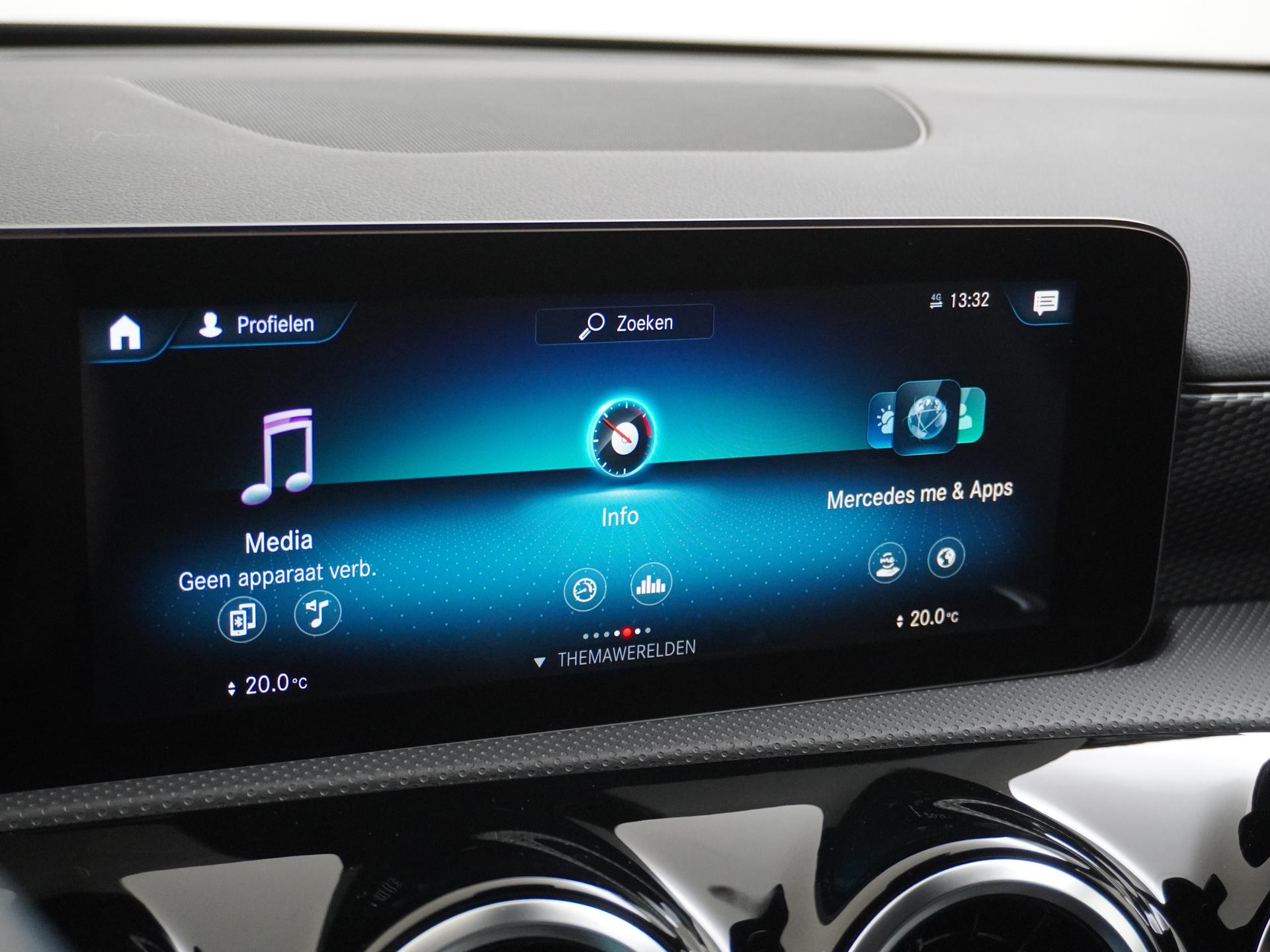 Mercedes-Benz A-Klasse 180 Limousine Luxury Line 33