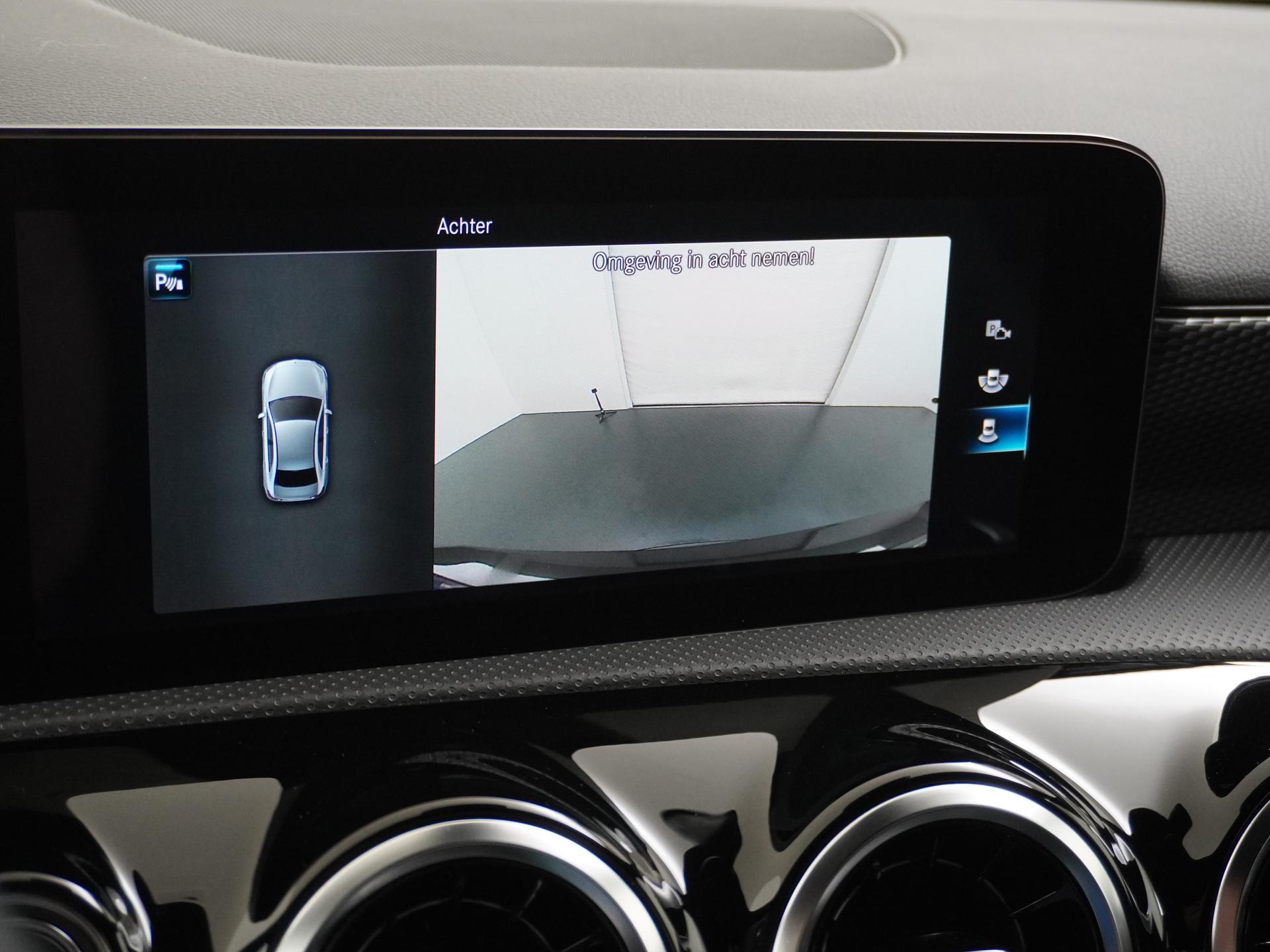 Mercedes-Benz A-Klasse 180 Limousine Luxury Line 39