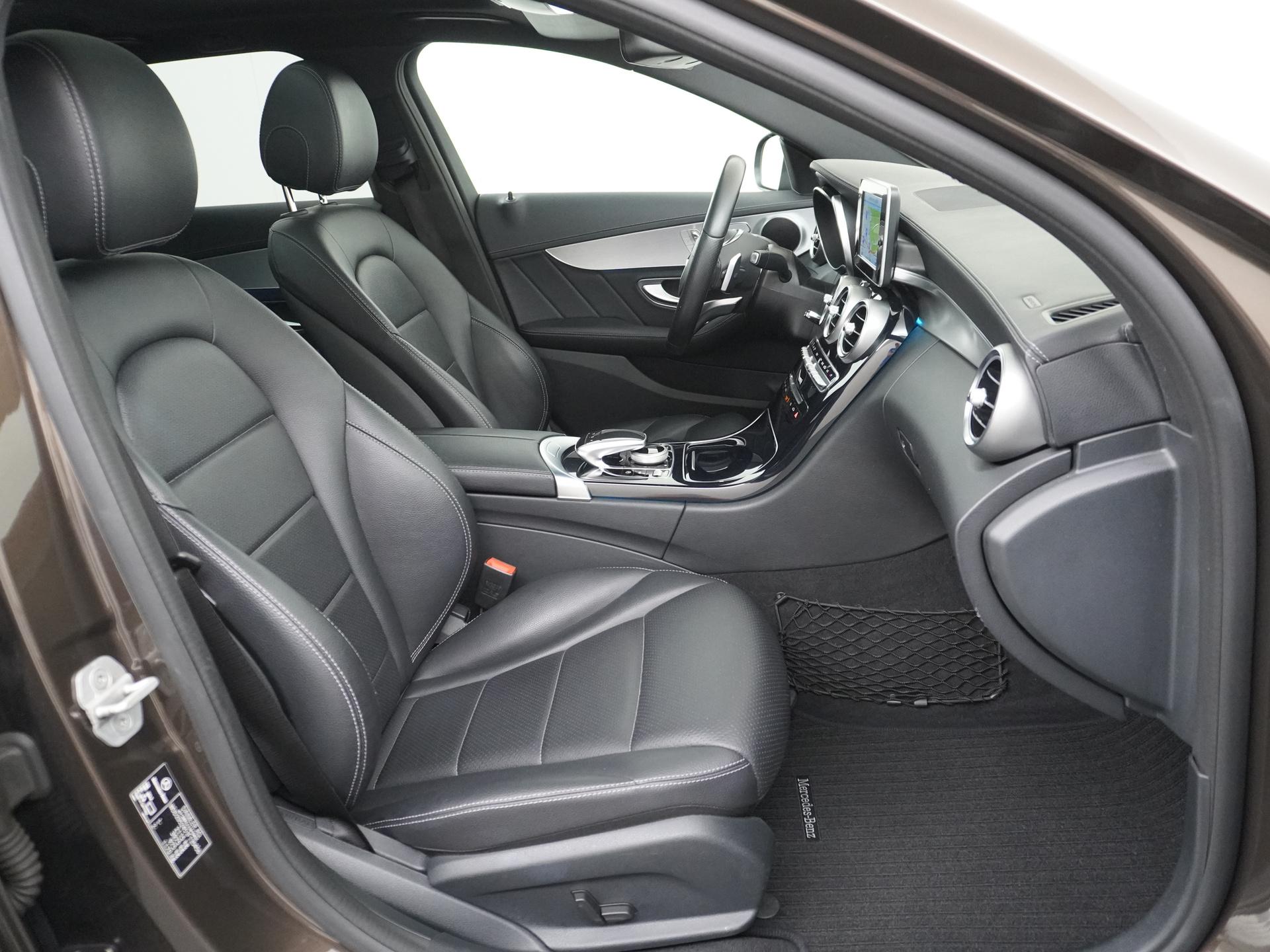 Mercedes-Benz C-Klasse Estate 250 37