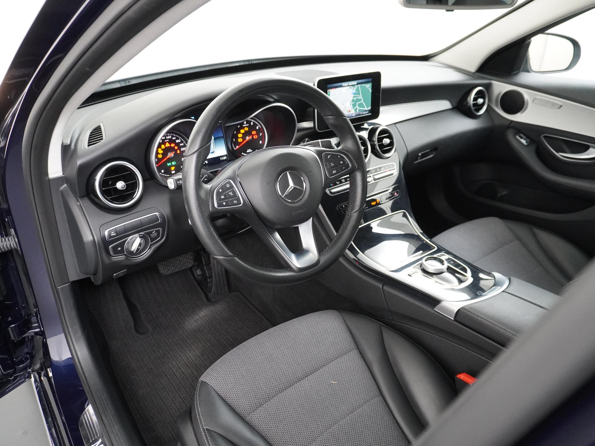 Mercedes-Benz C-Klasse Estate 350 e 14