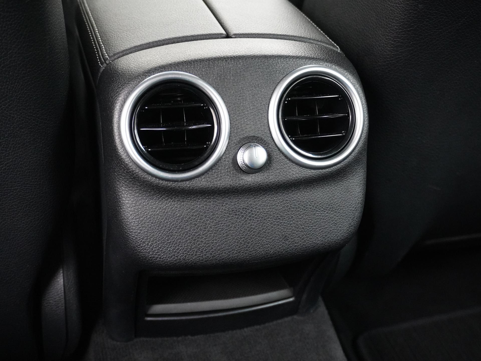 Mercedes-Benz C-Klasse Estate 350 e 21