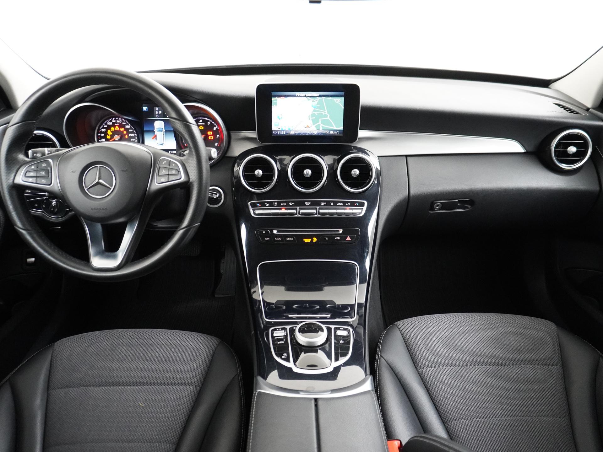 Mercedes-Benz C-Klasse Estate 350 e 22