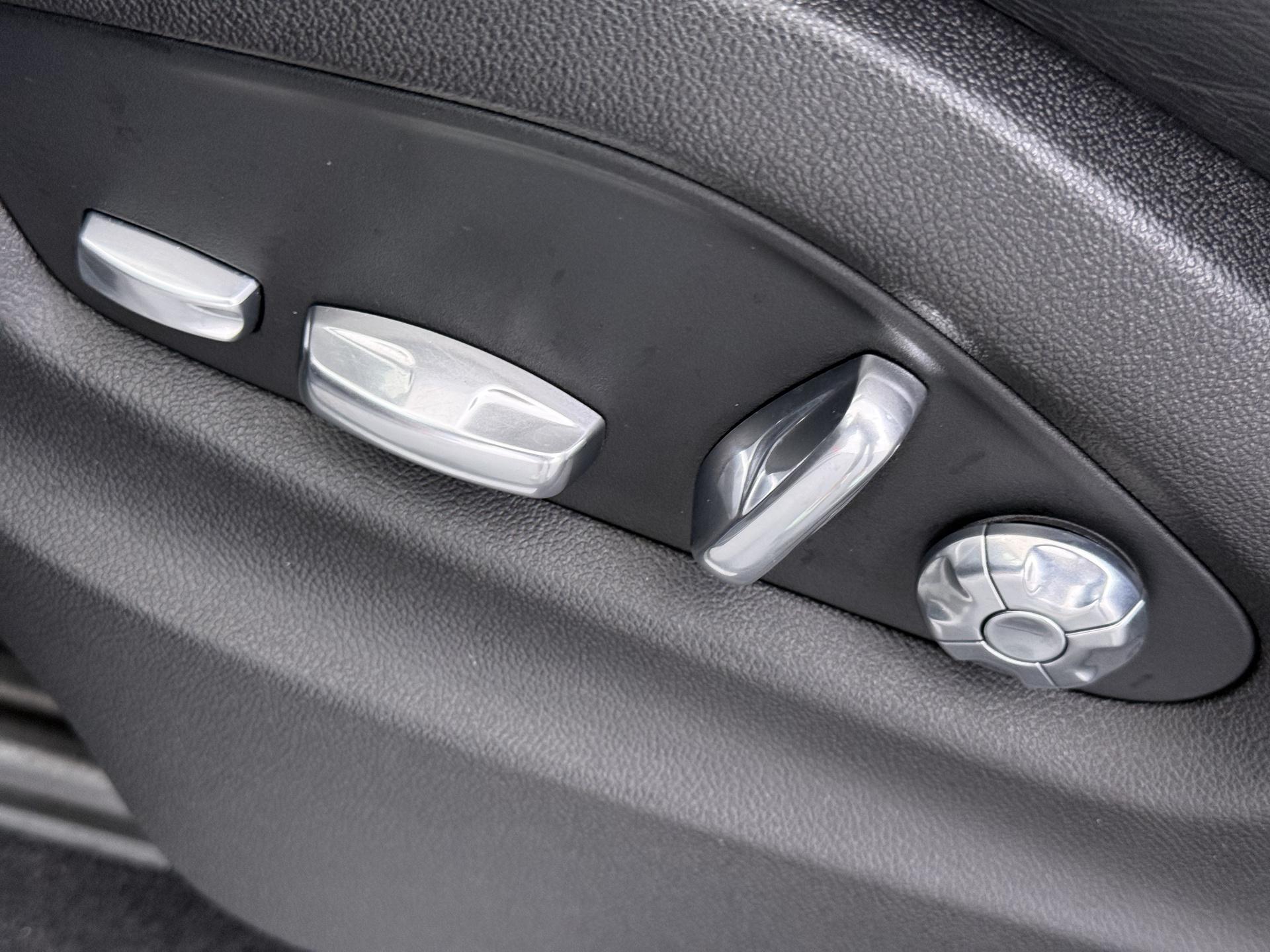 Porsche Cayenne Coupé 3.0 E-Hybrid 17