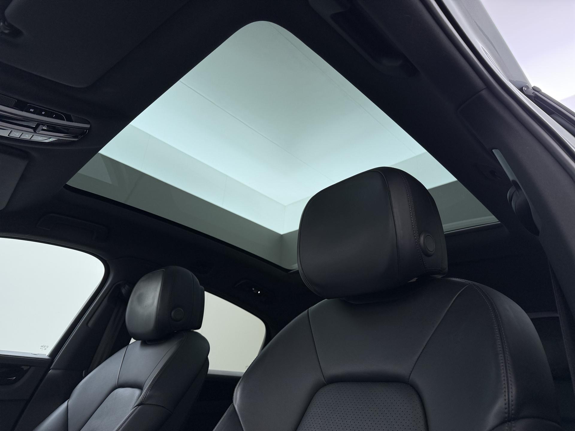 Porsche Cayenne Coupé 3.0 E-Hybrid 19