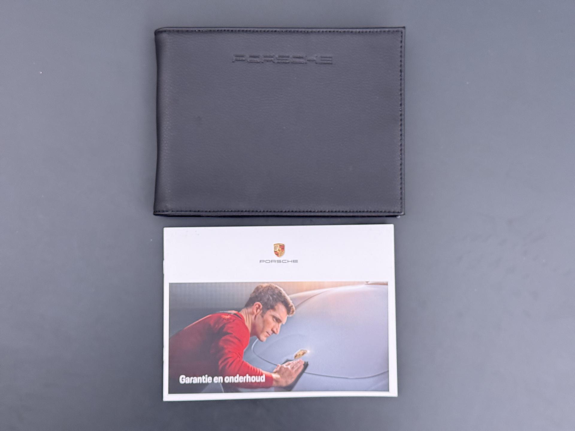 Porsche Cayenne Coupé 3.0 E-Hybrid 39