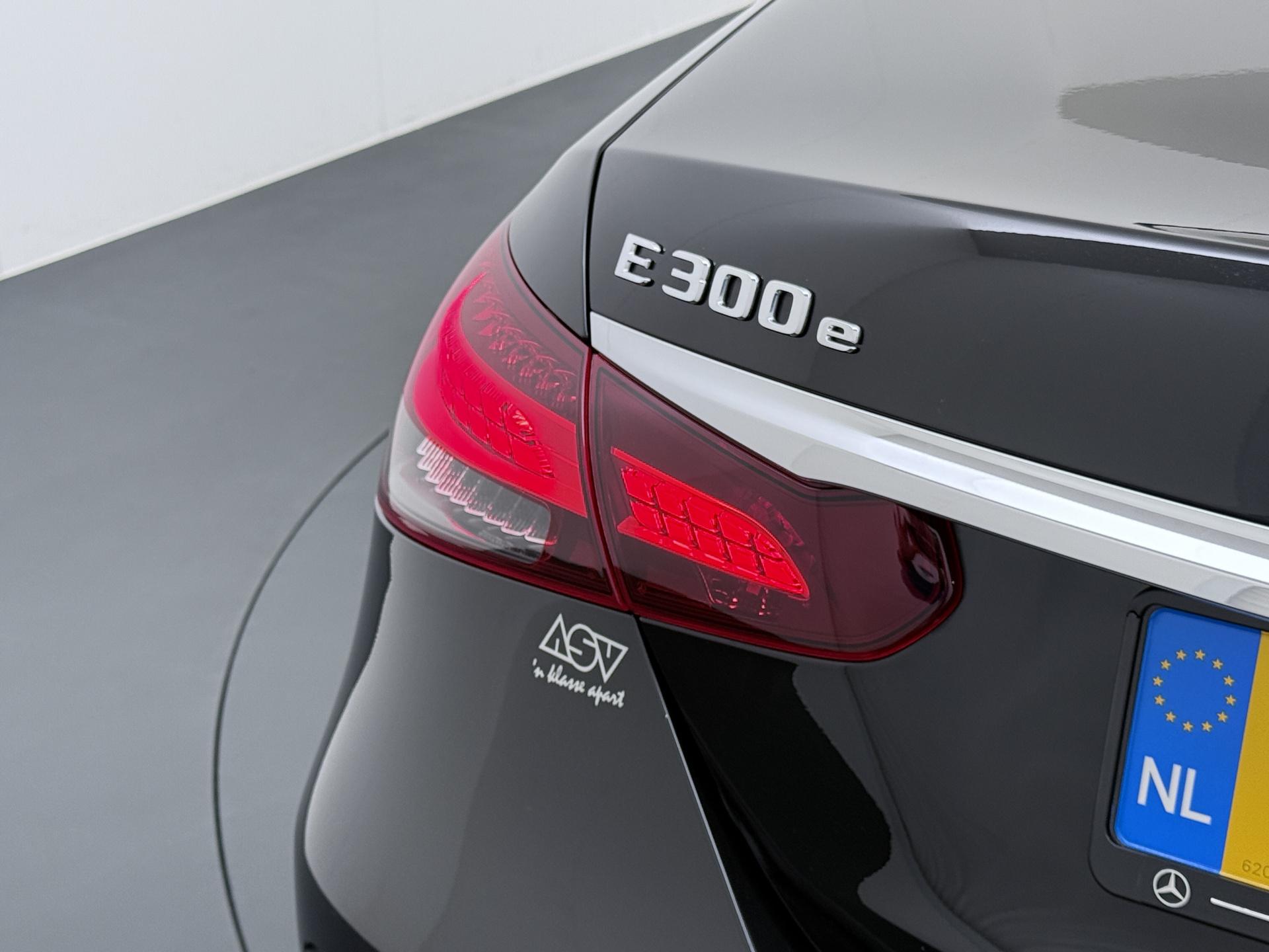 Mercedes-Benz E-Klasse 300 e AMG Business Solution 11