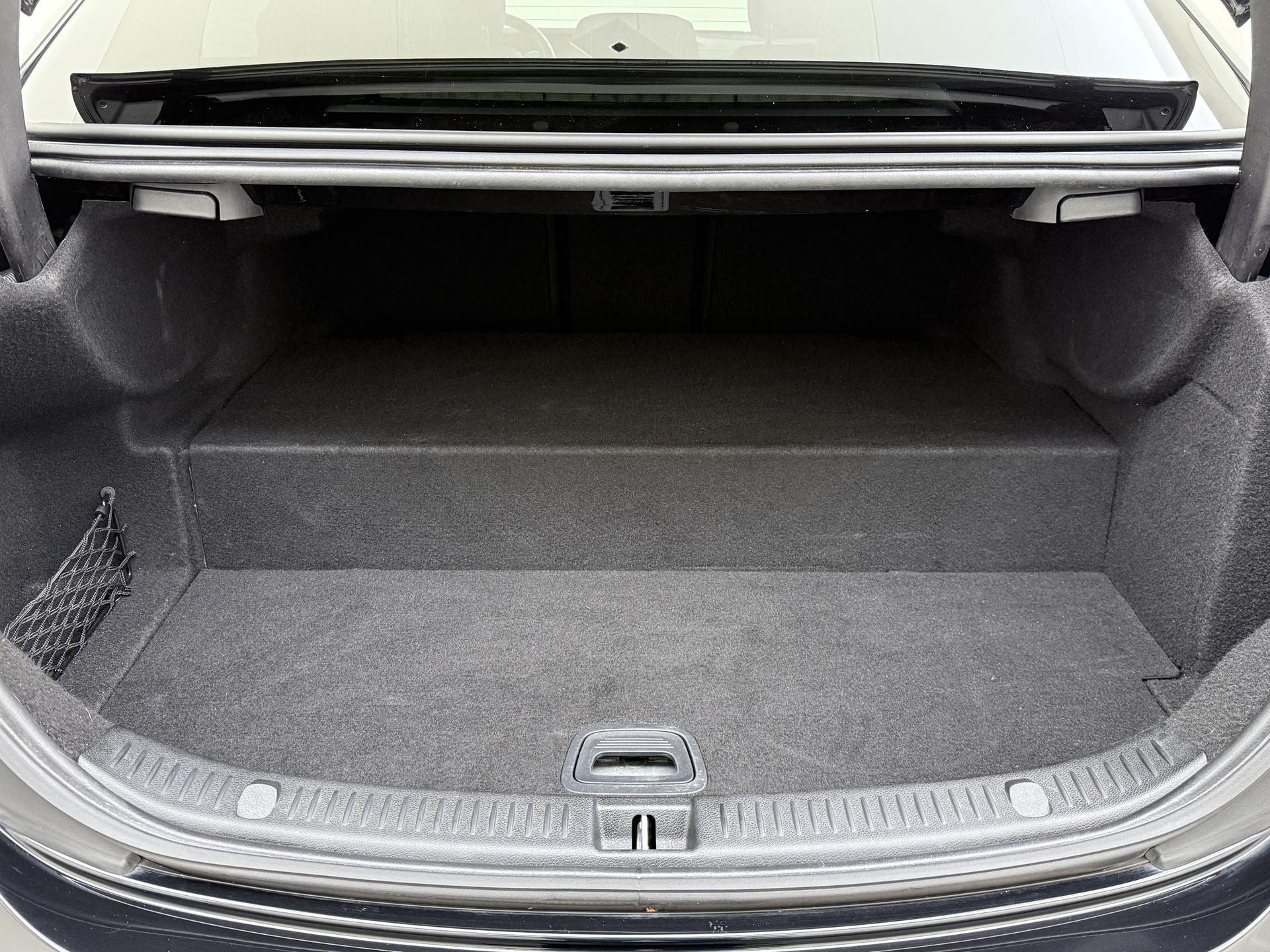 Mercedes-Benz E-Klasse 300 e AMG Business Solution 13