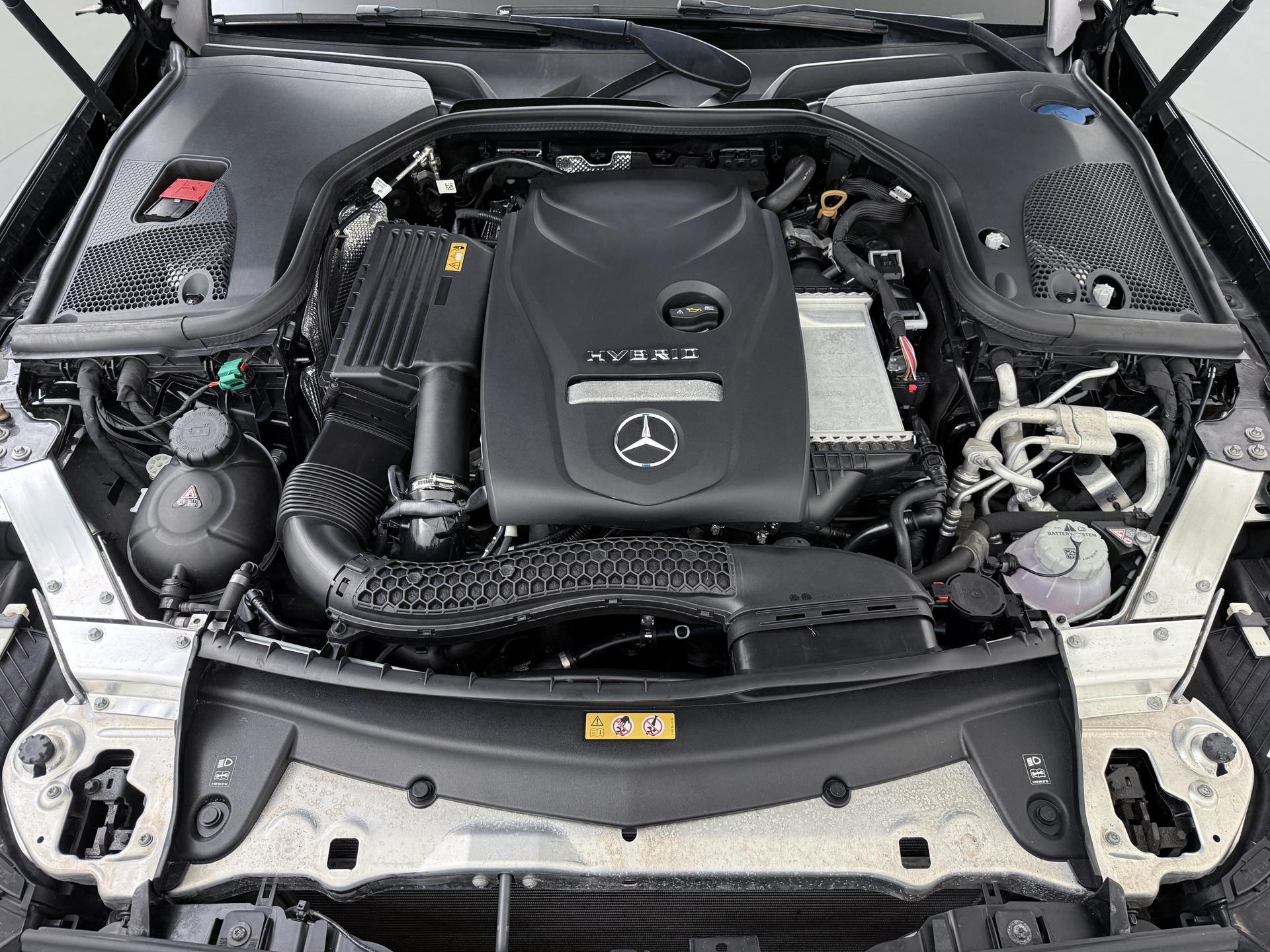 Mercedes-Benz E-Klasse 300 e AMG Business Solution 17