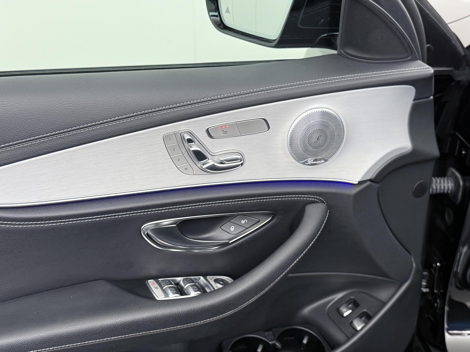 Mercedes-Benz E-Klasse 300 e AMG Business Solution 18