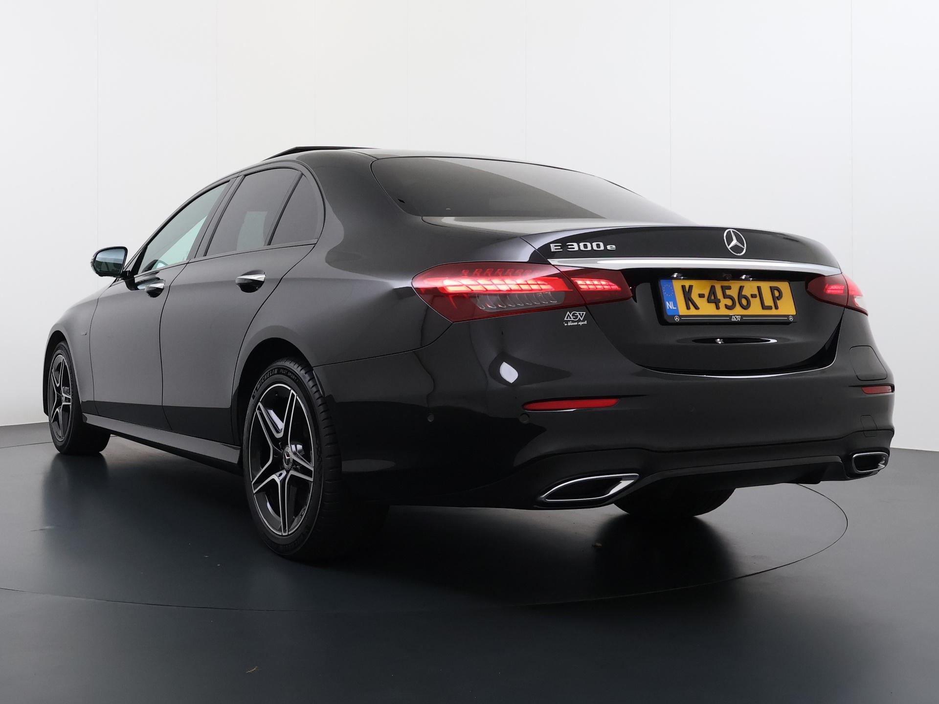 Mercedes-Benz E-Klasse 300 e AMG Business Solution 2