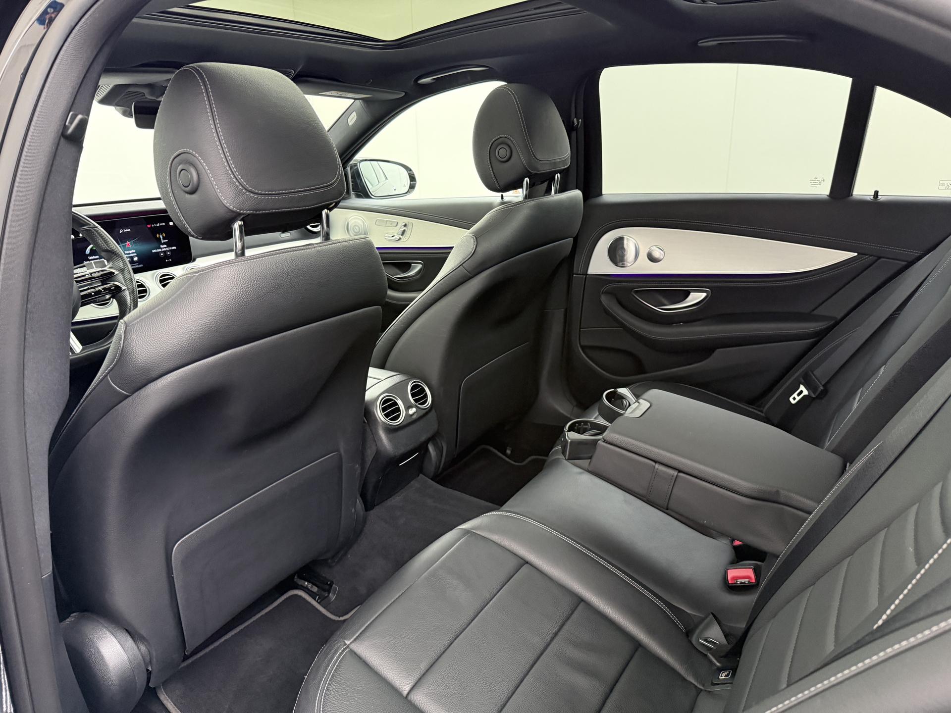 Mercedes-Benz E-Klasse 300 e AMG Business Solution 23