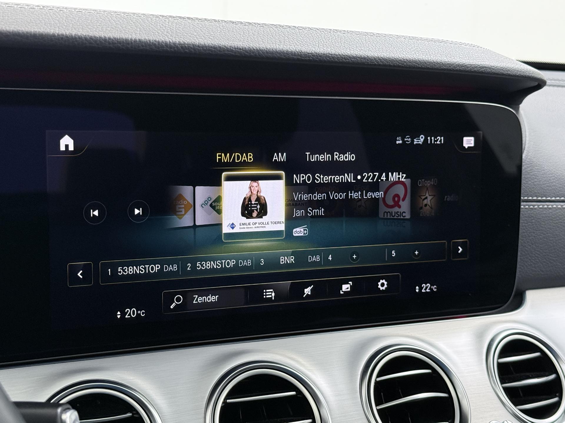 Mercedes-Benz E-Klasse 300 e AMG Business Solution 42