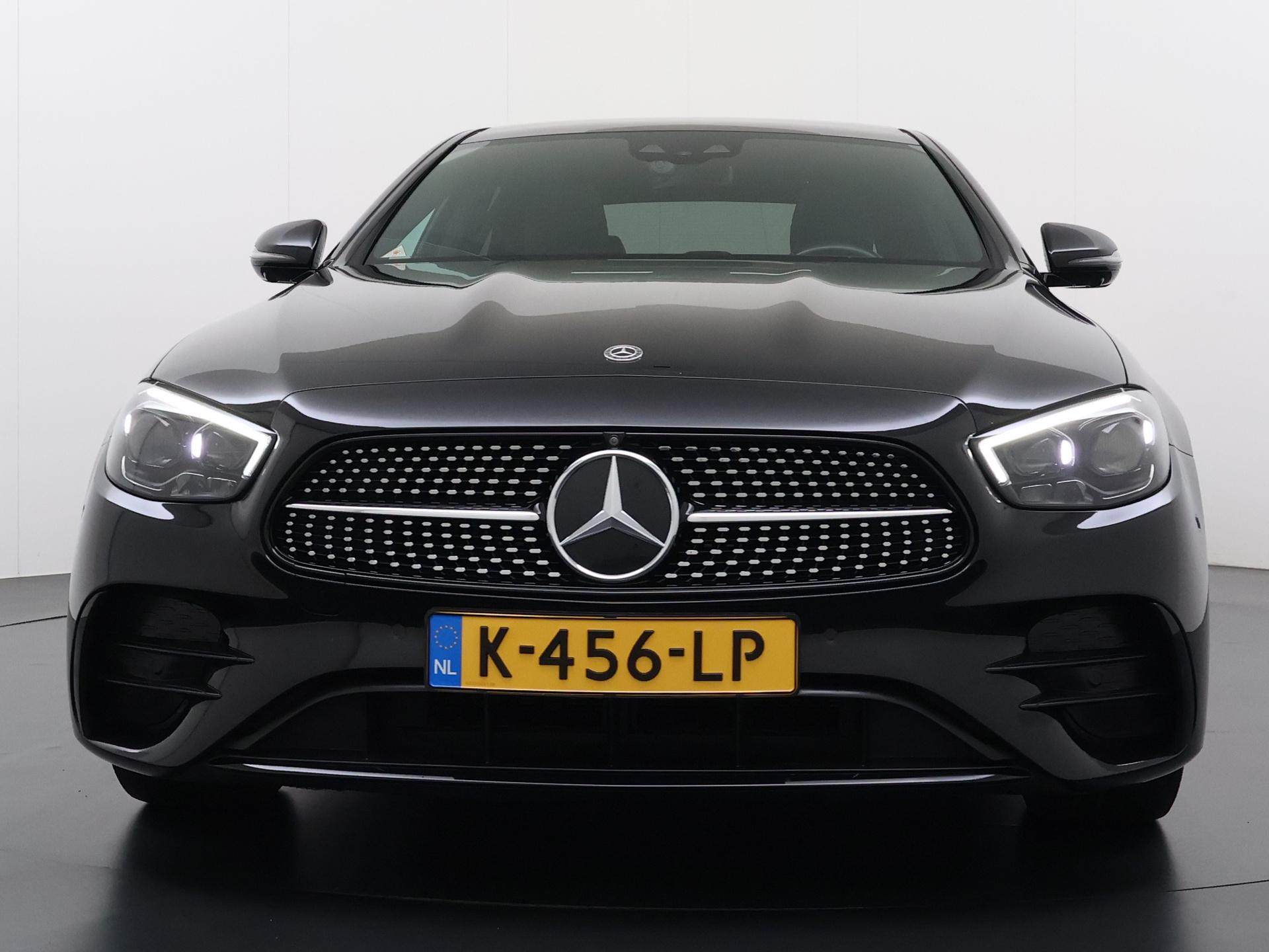 Mercedes-Benz E-Klasse 300 e AMG Business Solution 7