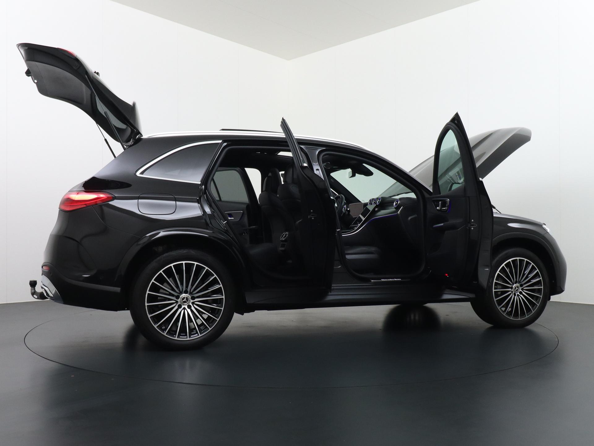 Mercedes-Benz GLC 300e 4MATIC Sport Edition 12