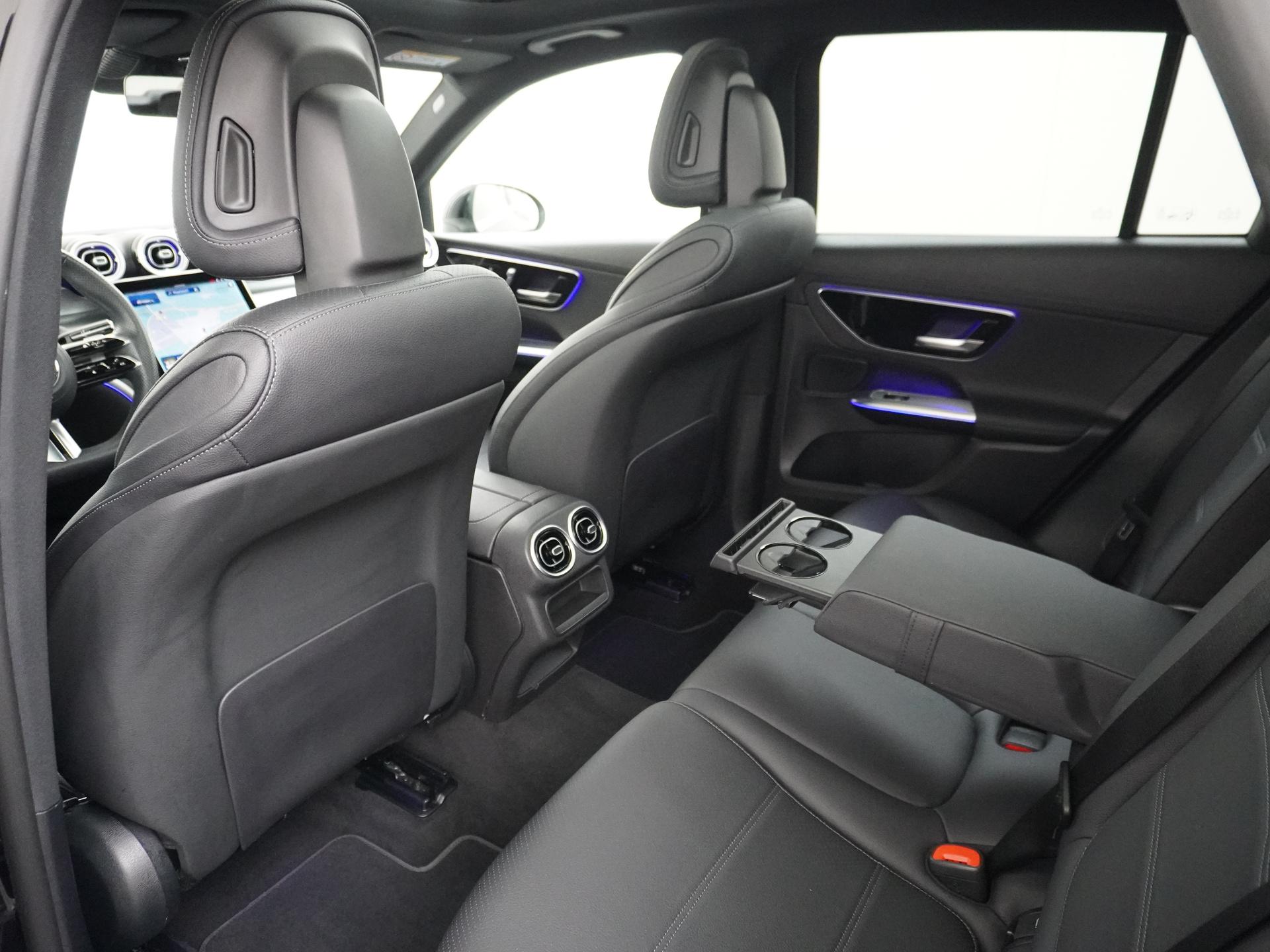 Mercedes-Benz GLC 300e 4MATIC Sport Edition 26