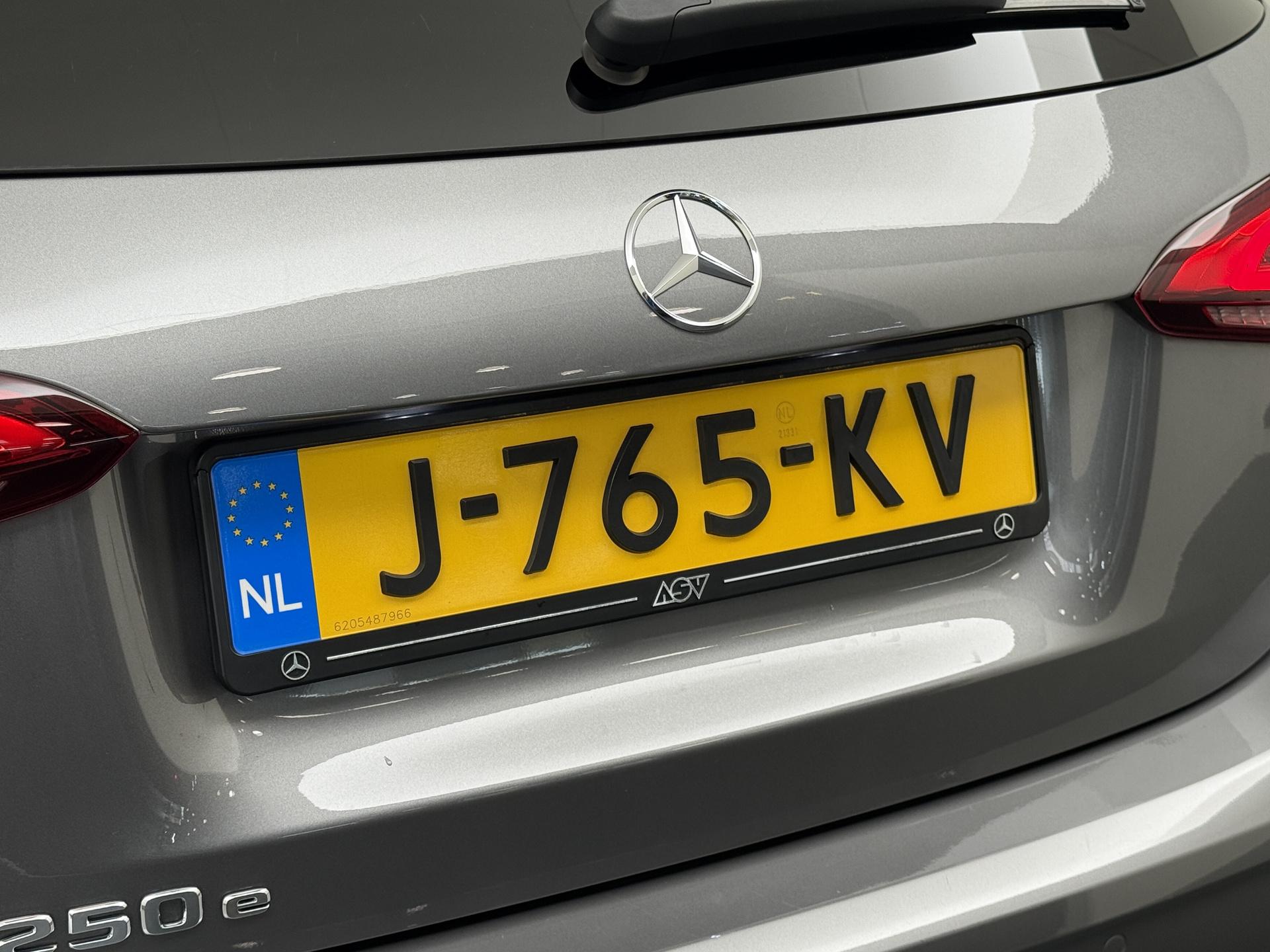 Mercedes-Benz A-Klasse 250 e AMG Business Solution Limited 12