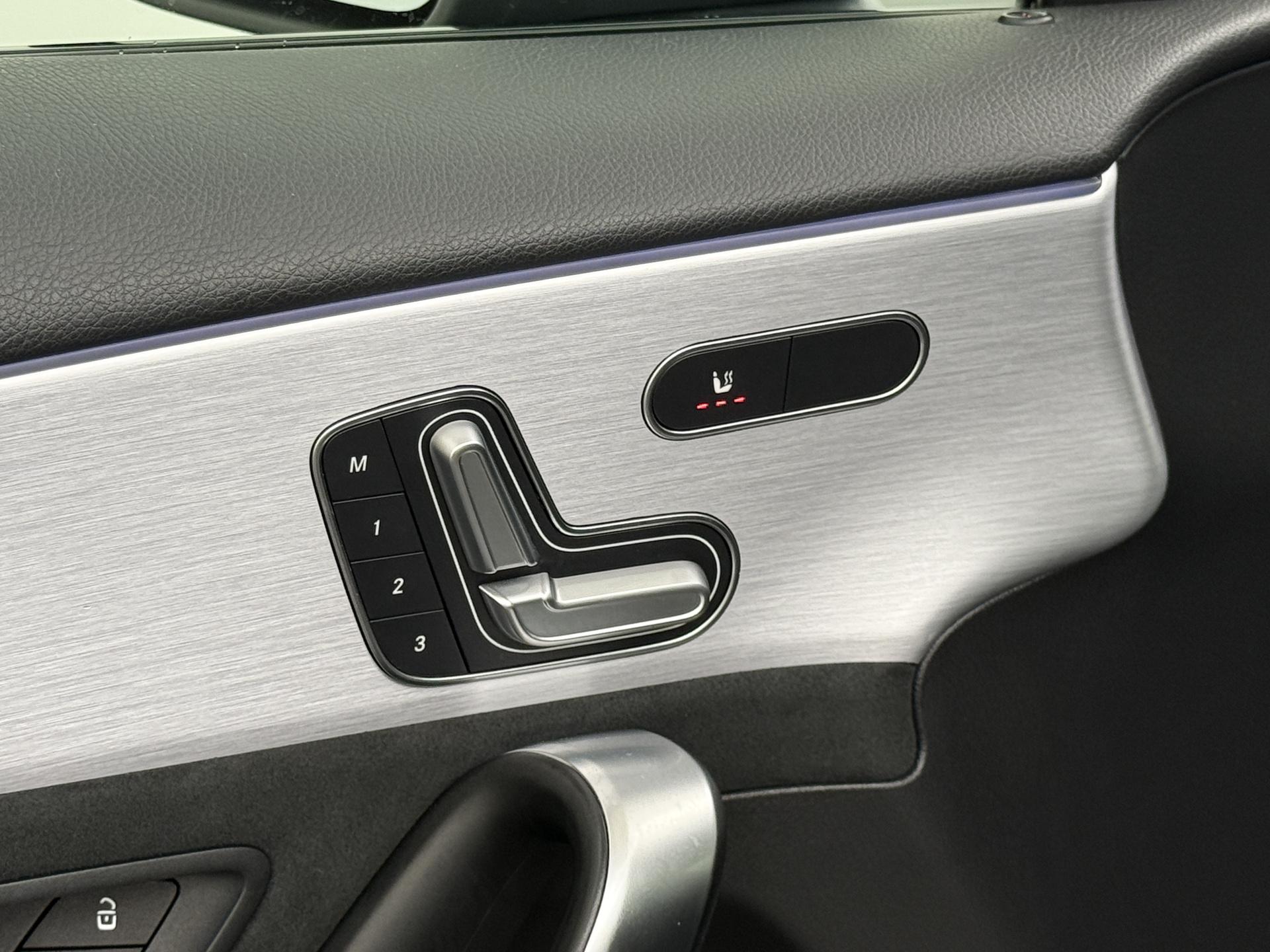 Mercedes-Benz A-Klasse 250 e AMG Business Solution Limited 20