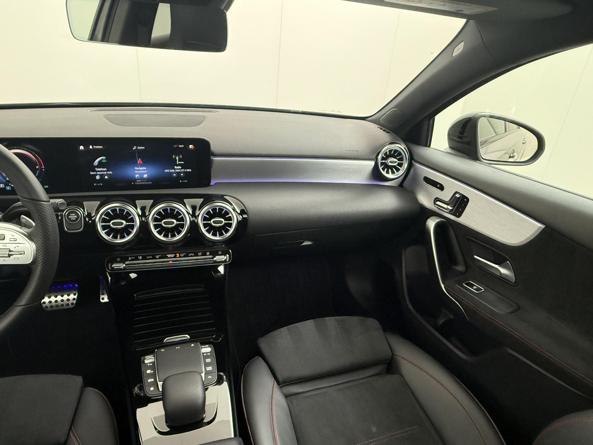 Mercedes-Benz A-Klasse 250 e AMG Business Solution Limited 28