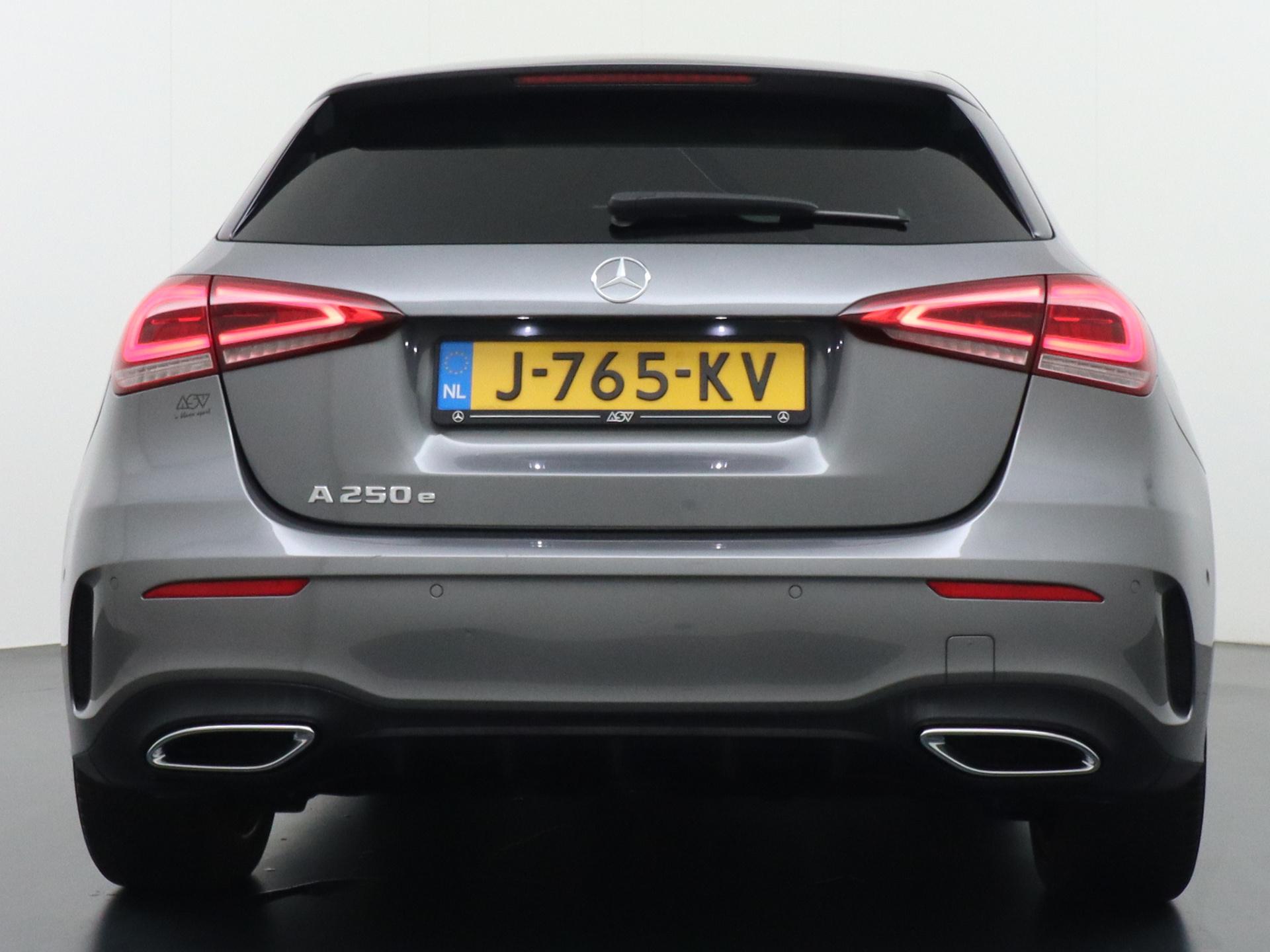 Mercedes-Benz A-Klasse 250 e AMG Business Solution Limited 3