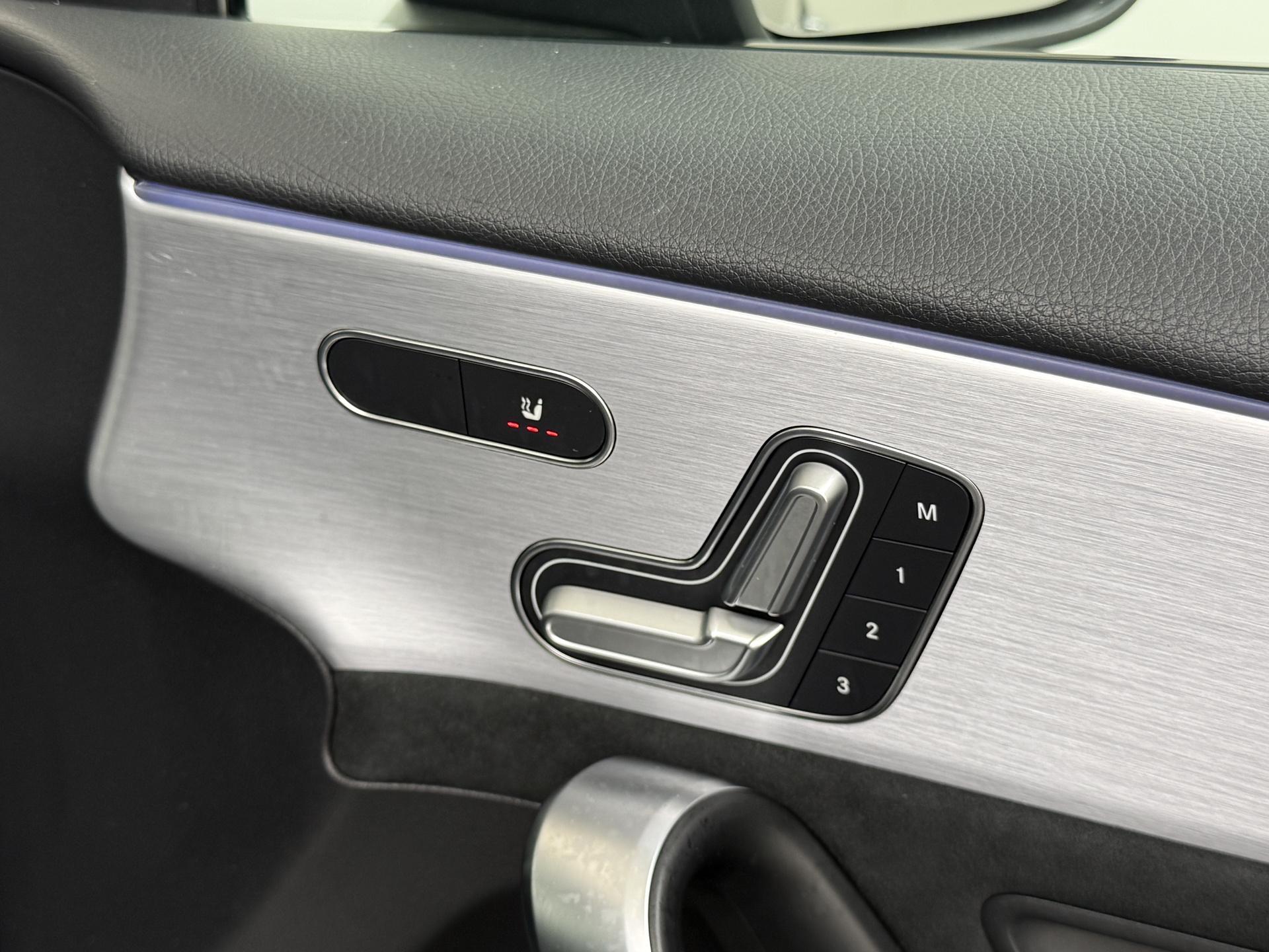 Mercedes-Benz A-Klasse 250 e AMG Business Solution Limited 48