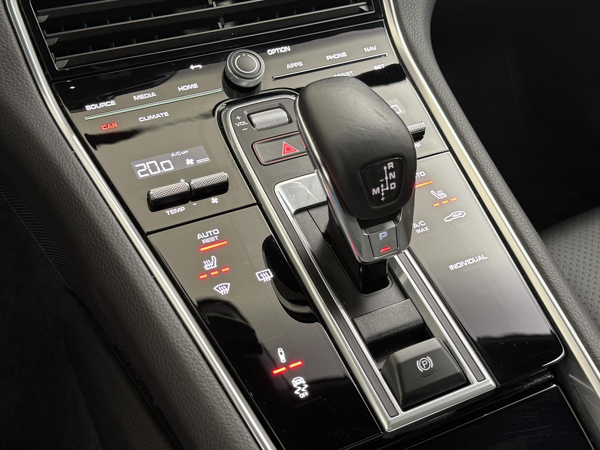 Porsche Panamera Sport Turismo 2.9 4 E-Hybrid Platinum Edition 10