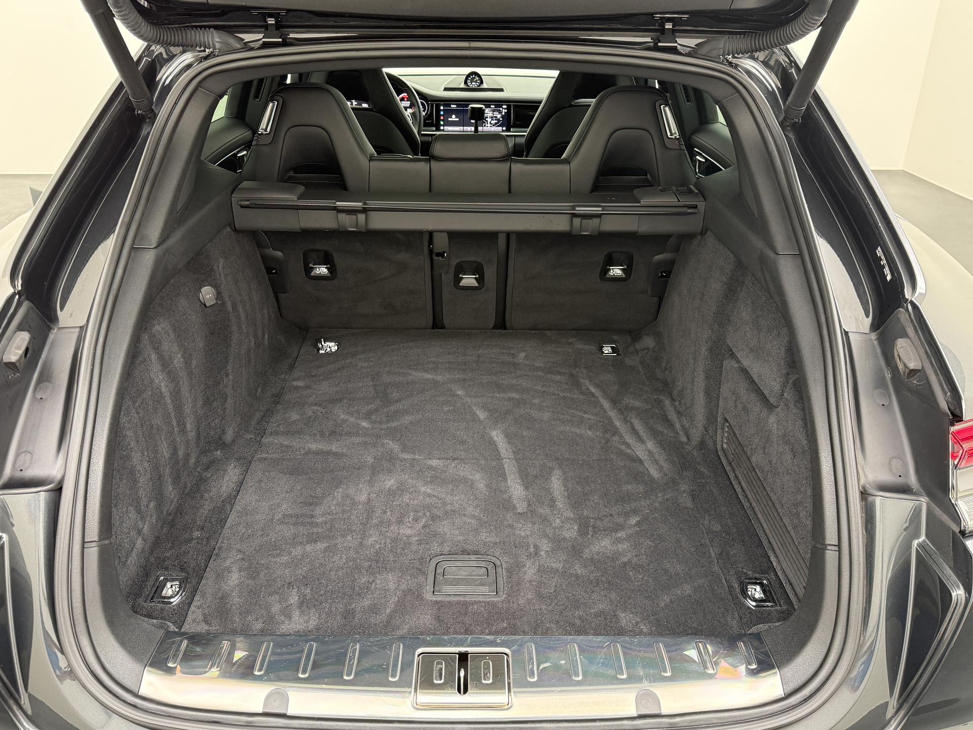 Porsche Panamera Sport Turismo 2.9 4 E-Hybrid Platinum Edition 37