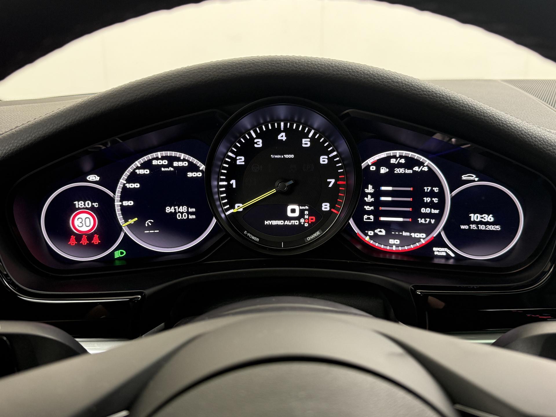 Porsche Panamera Sport Turismo 2.9 4 E-Hybrid Platinum Edition 8