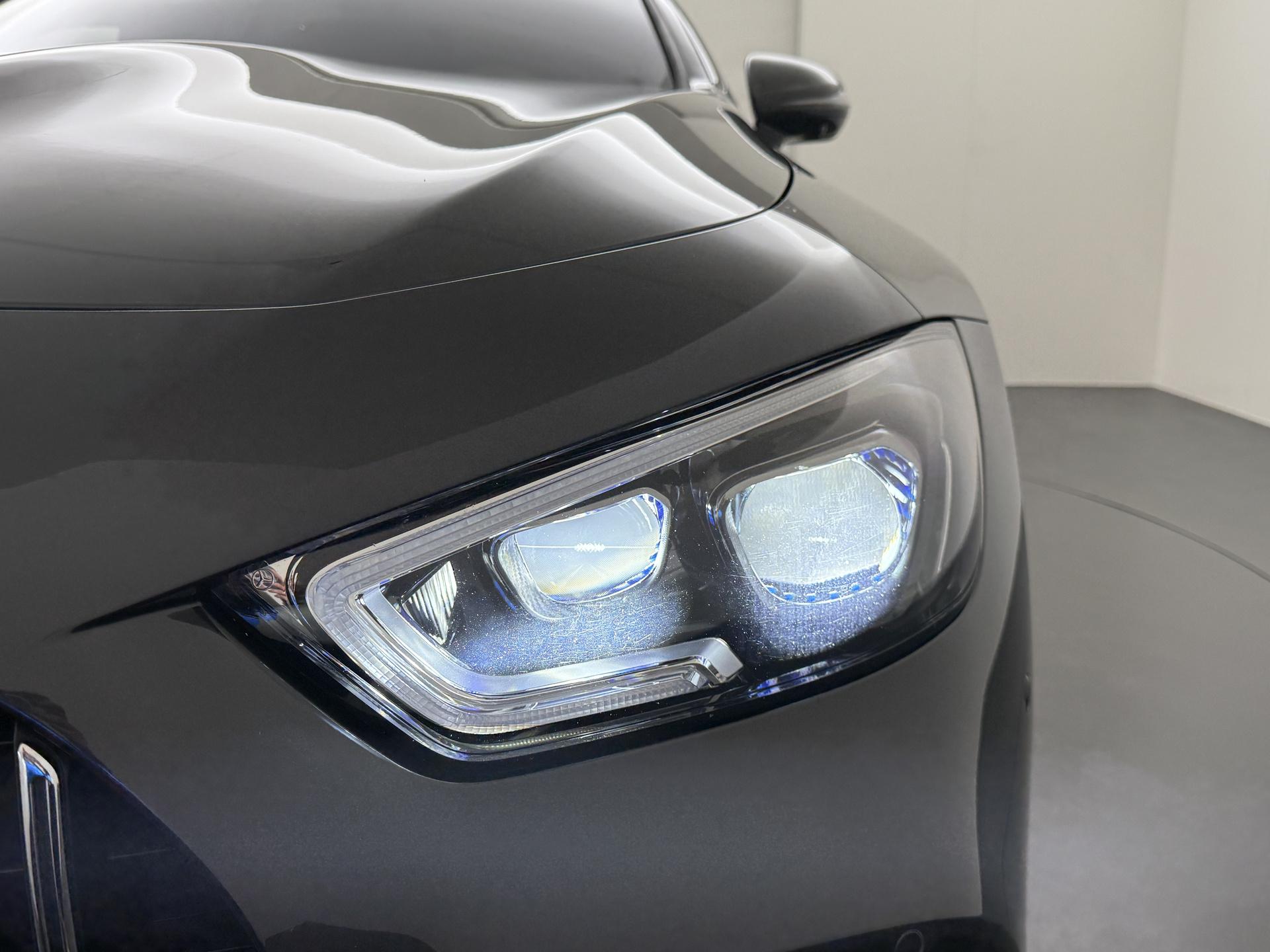 Mercedes-Benz AMG GT 4-Door Coupe AMG 63 S 4MATIC+ Premium Plus 19