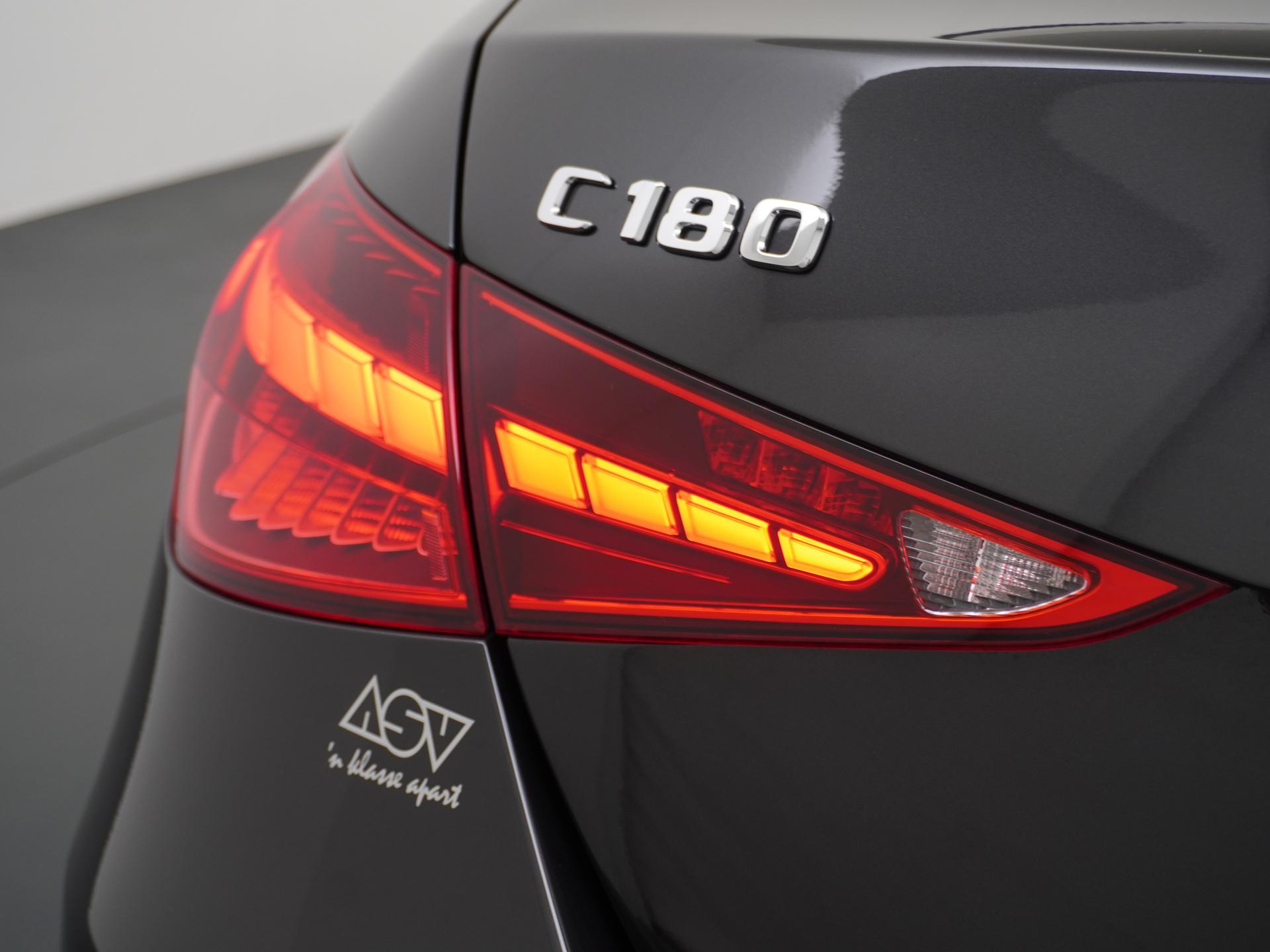 Mercedes-Benz C-Klasse 180 Luxury Line 11