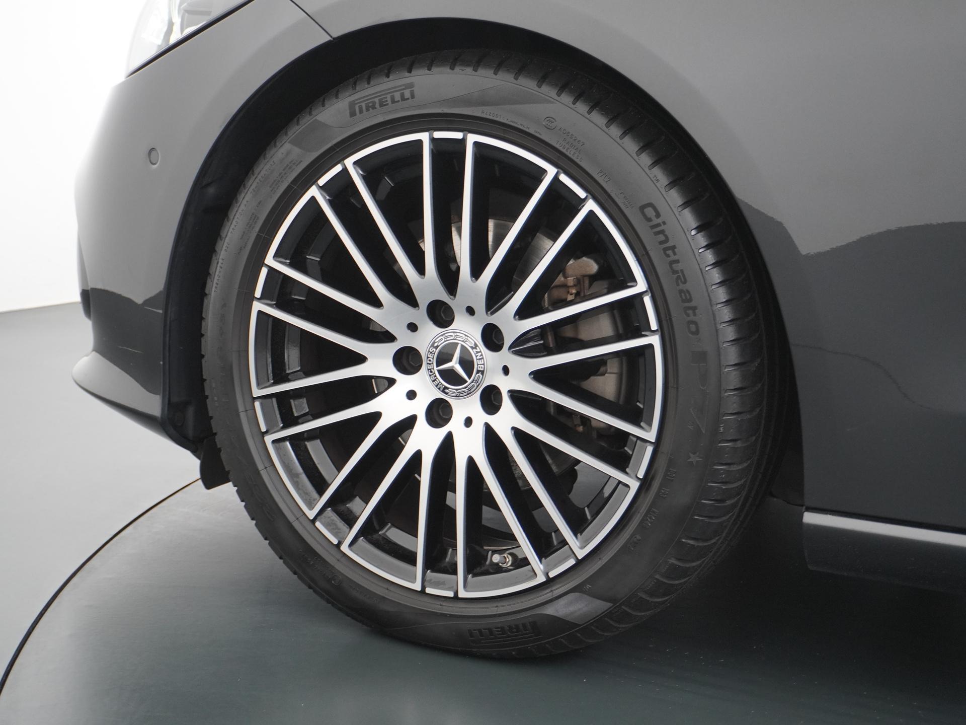 Mercedes-Benz C-Klasse 180 Luxury Line 14