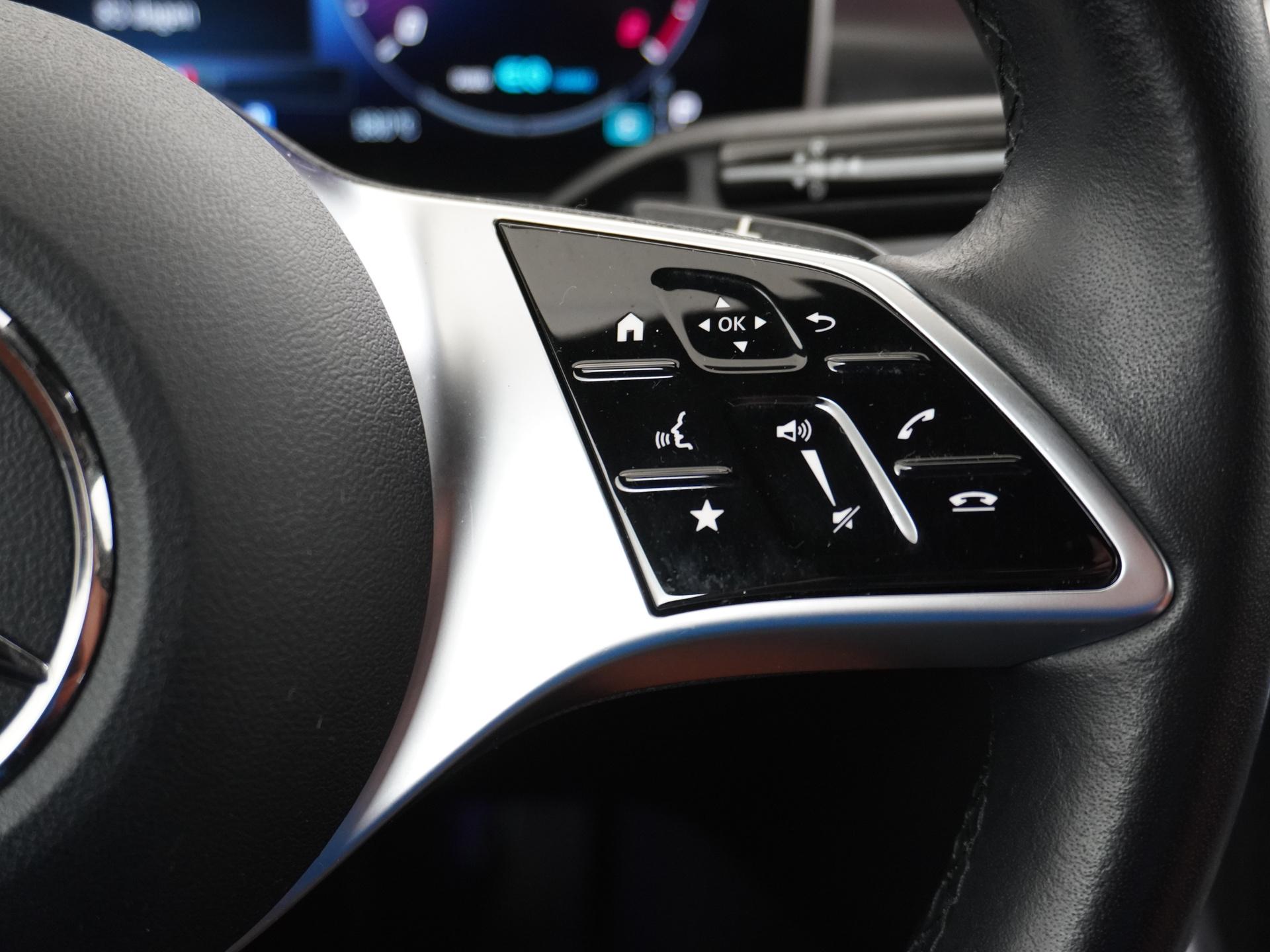 Mercedes-Benz C-Klasse 180 Luxury Line 31