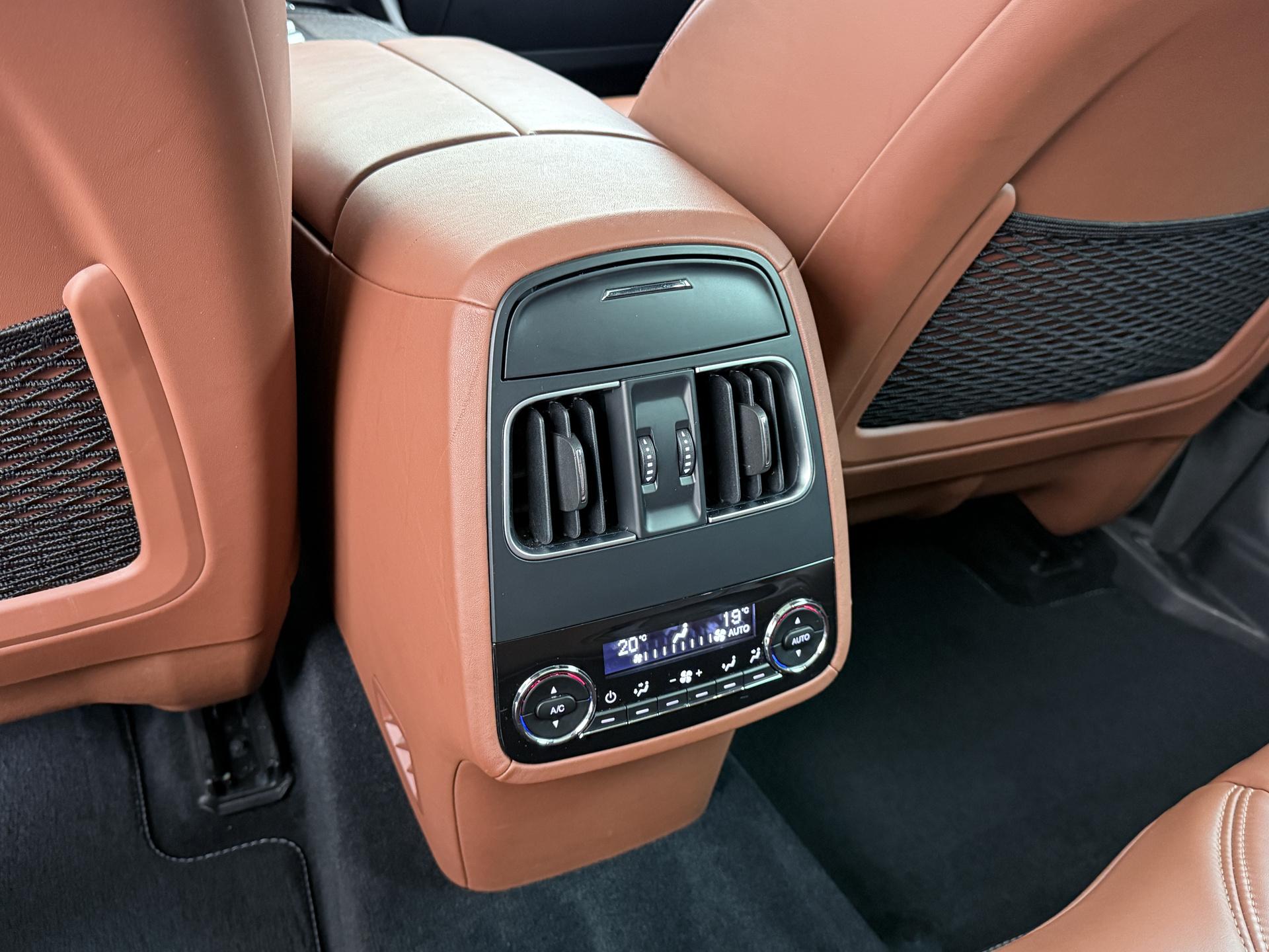 Maserati Levante 3.8 V8 Launch Edition 18