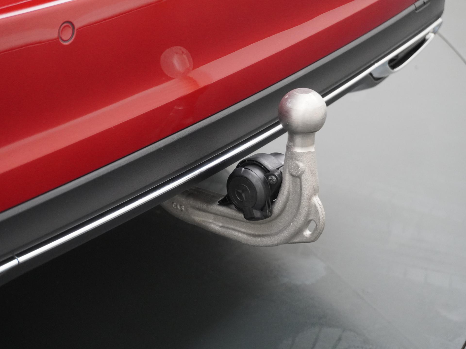 Mercedes-Benz A-Klasse 250 e Luxury Line 13