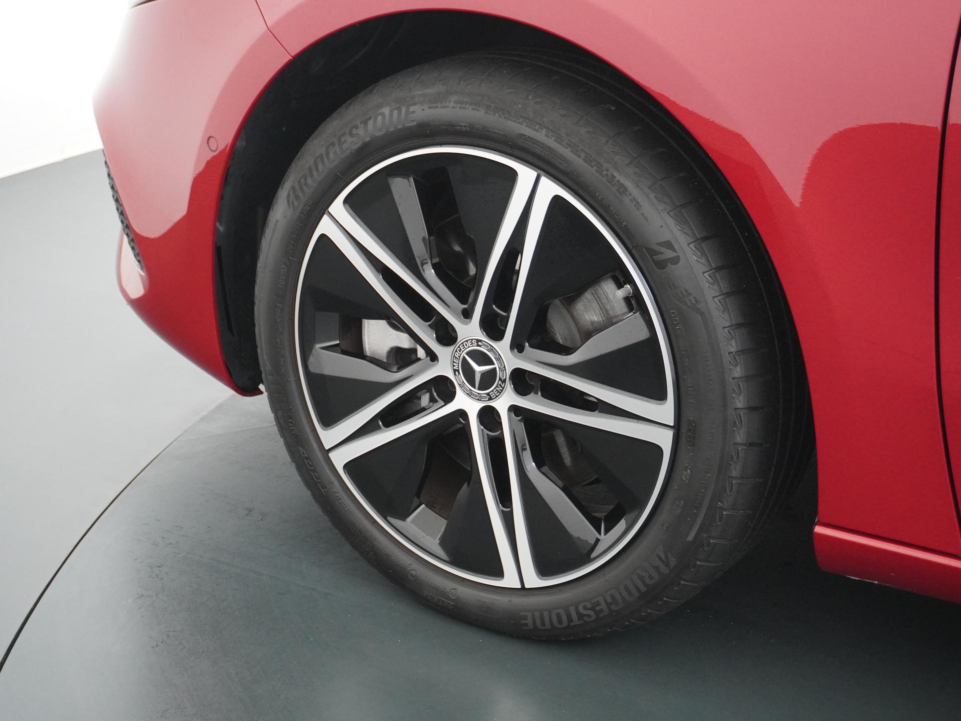 Mercedes-Benz A-Klasse 250 e Luxury Line 16