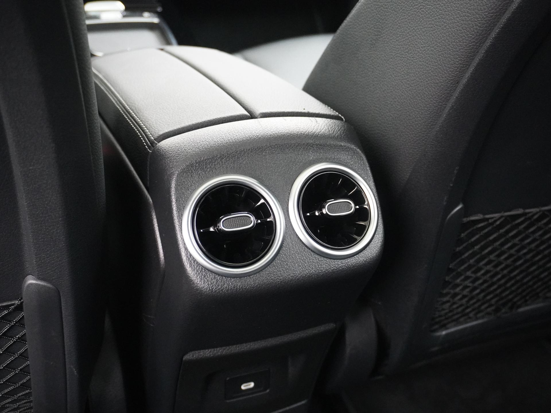 Mercedes-Benz A-Klasse 250 e Luxury Line 25