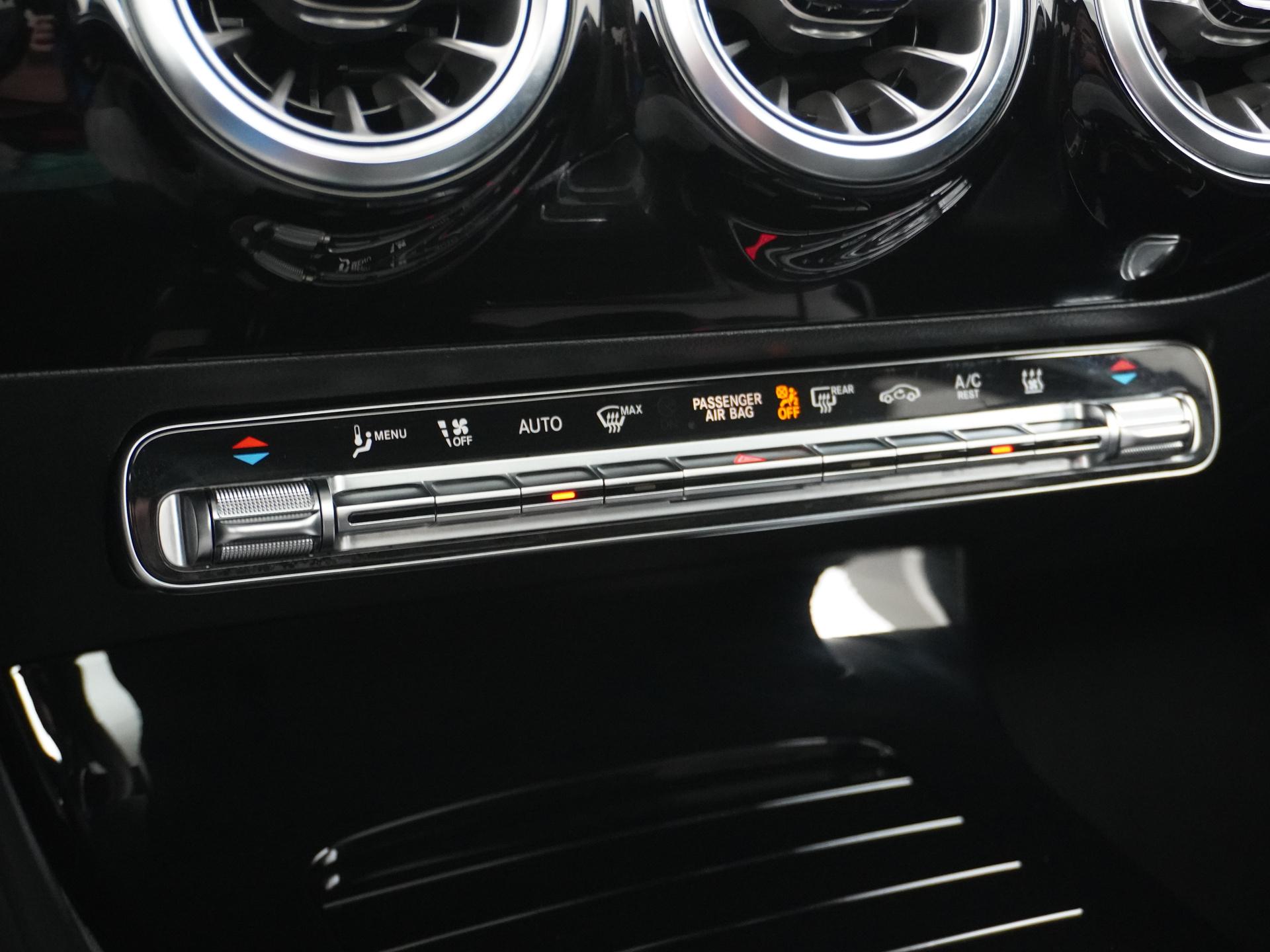 Mercedes-Benz A-Klasse 250 e Luxury Line 47