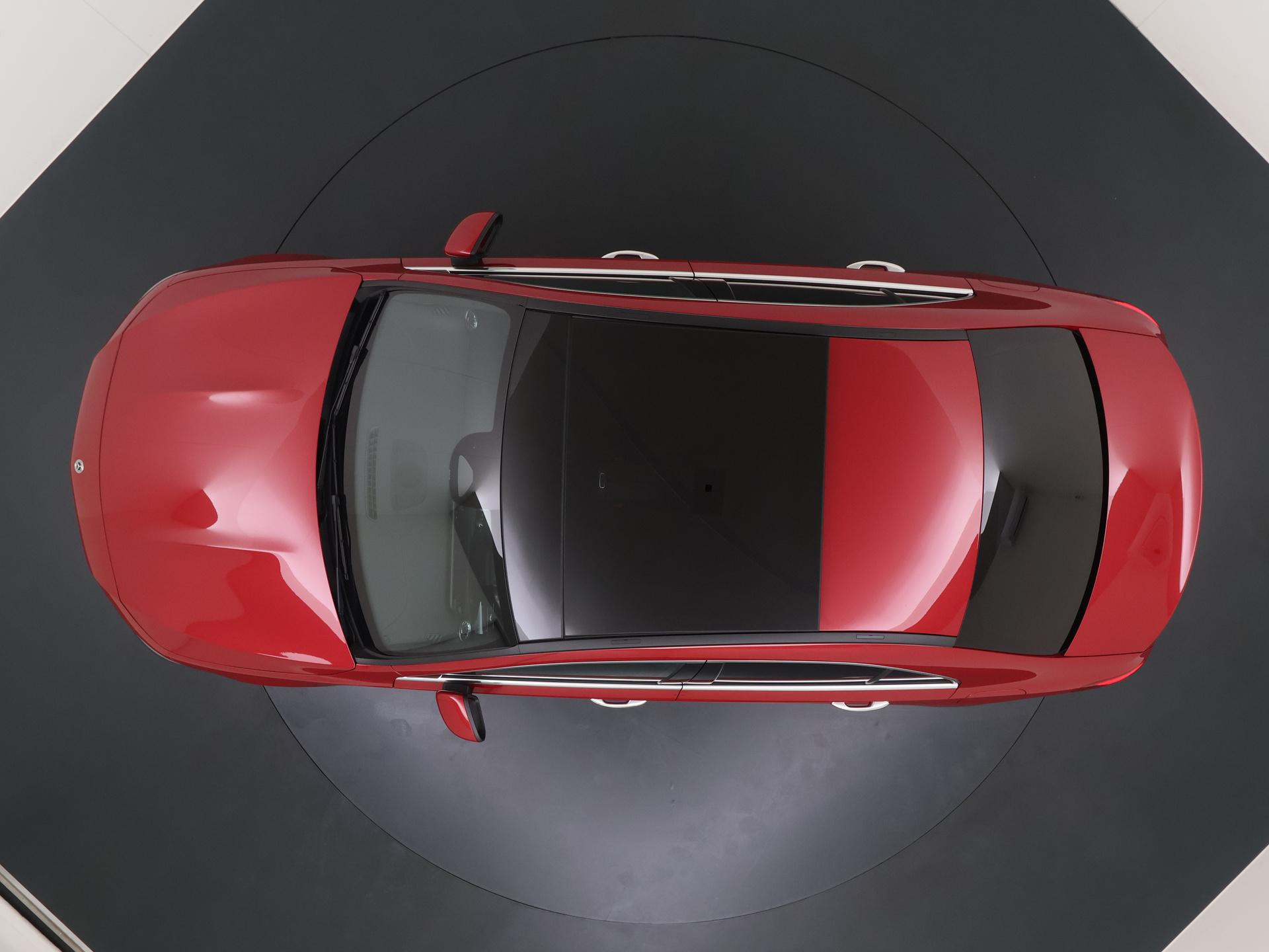 Mercedes-Benz A-Klasse 250 e Luxury Line 8