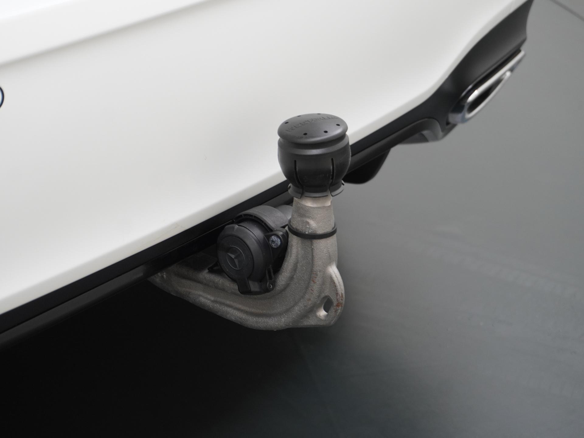 Mercedes-Benz A-Klasse 250 e AMG Line 13